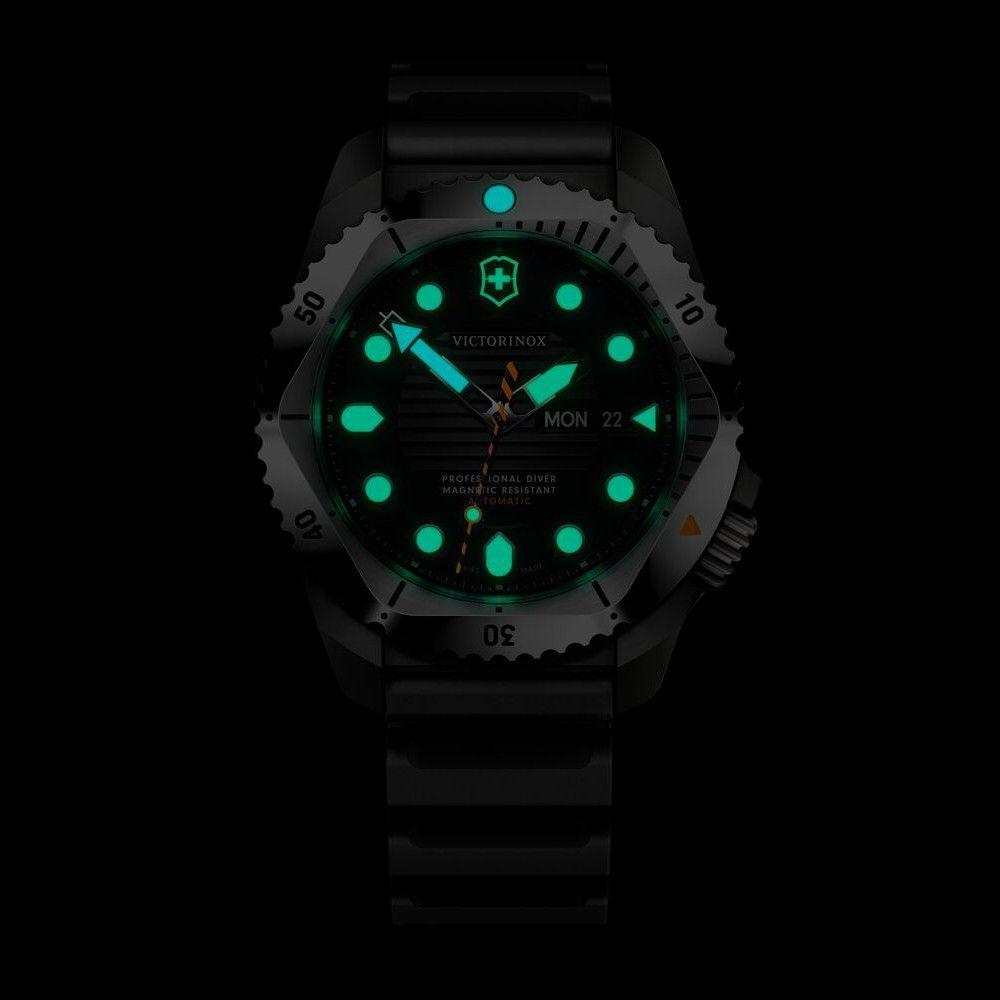 Reloj Dive Pro Automático negro correa de caucho negro Victorinox-5