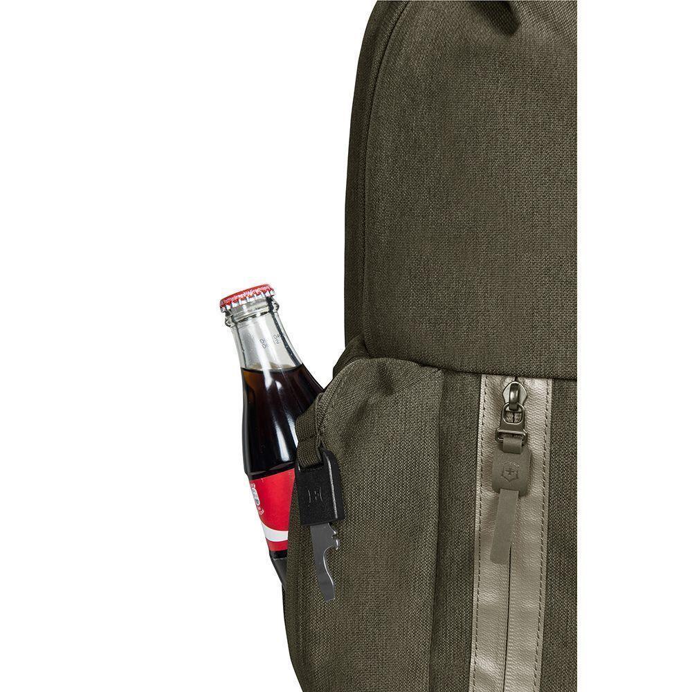 Mochila Almont Classic Deluxe oliva Victorinox-4