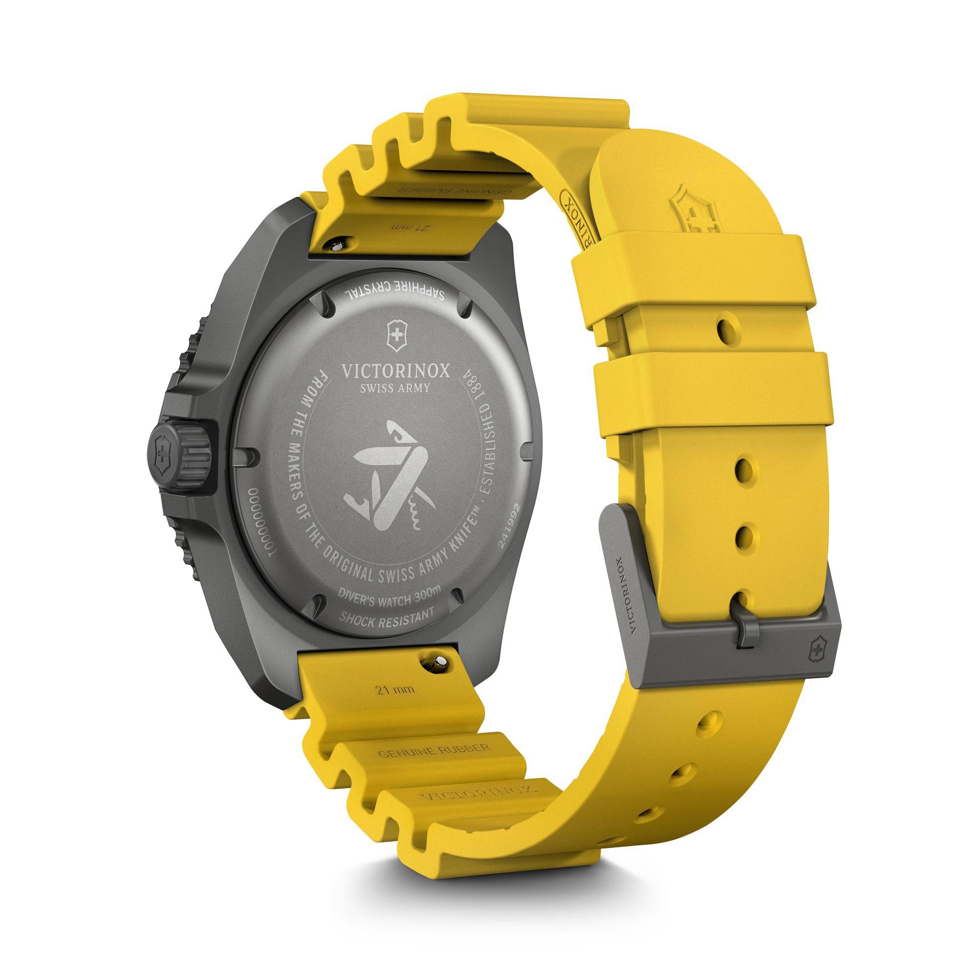 Reloj Dive Pro Quartz 43 mm amarillo caja titanio Victorinox-4