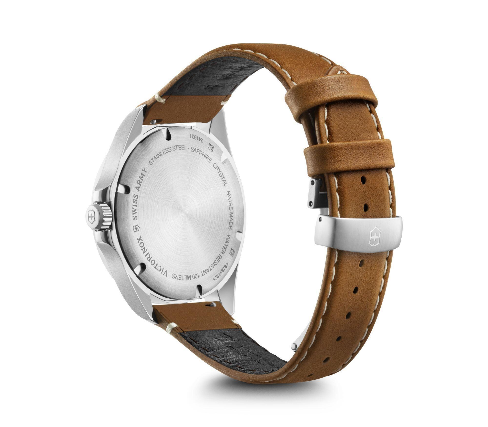 Reloj FieldForce Classic GMT cuero Victorinox-2