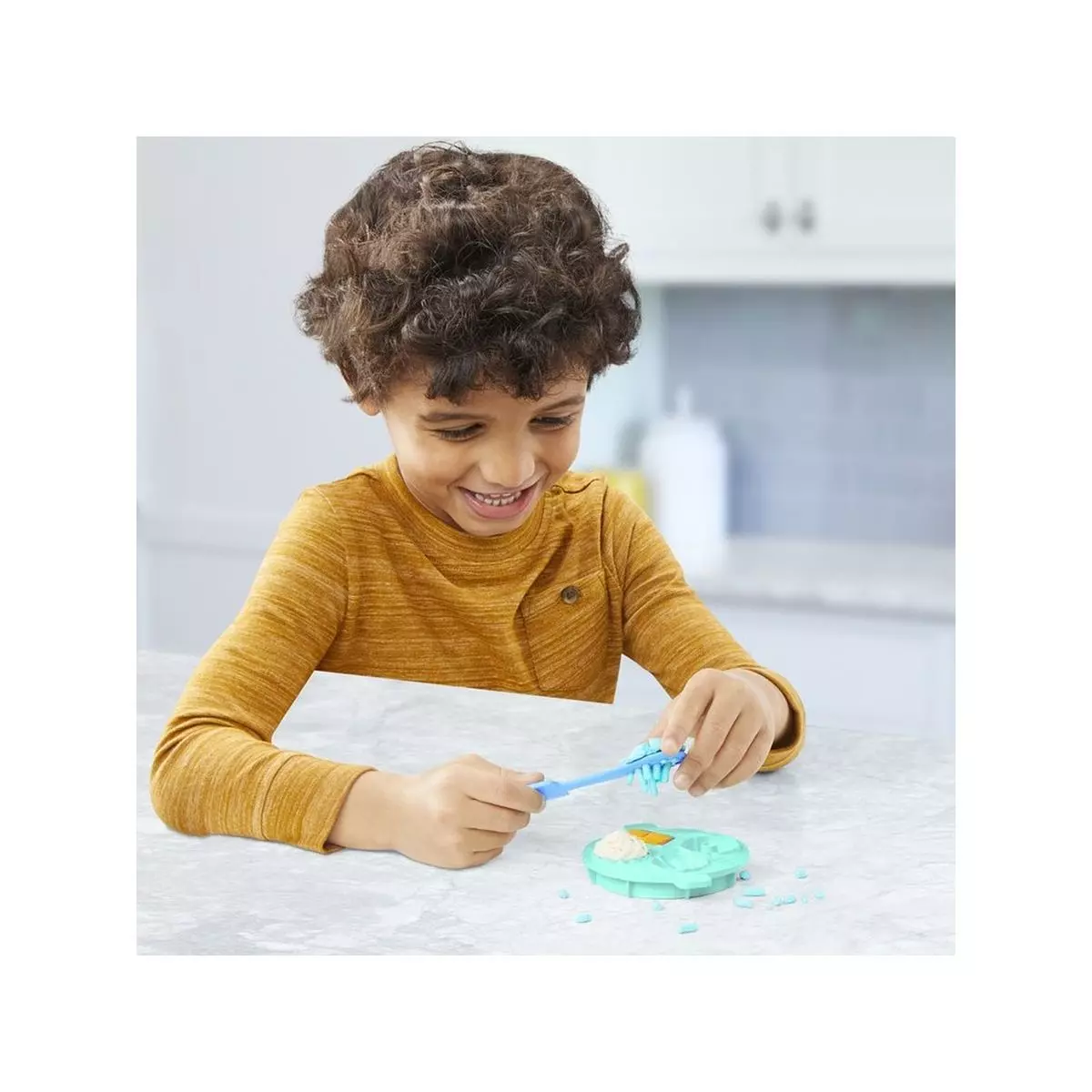 Masas didácticas PLAY DOH batidora mágica kitchen creations-1