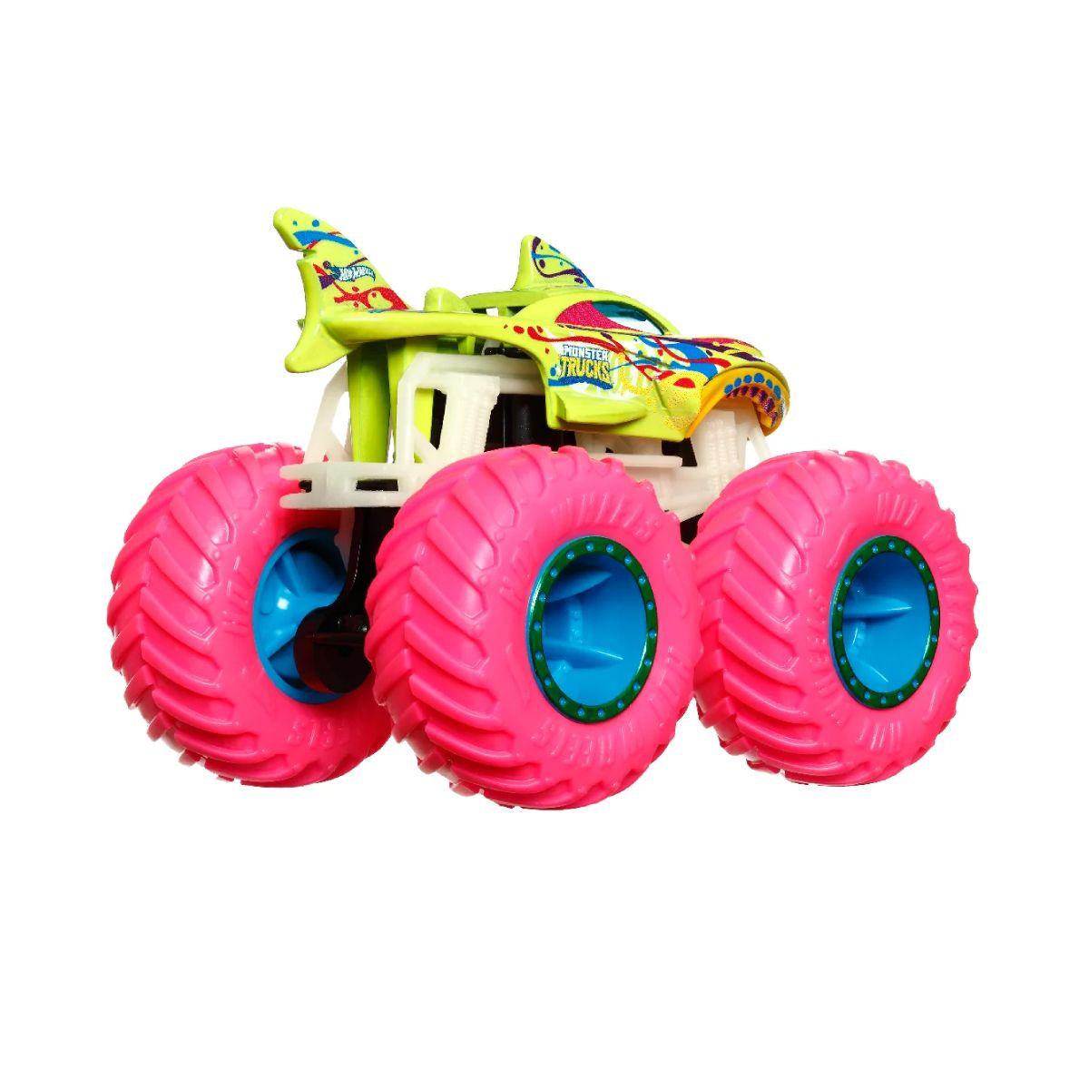 Hot Wheels Monster Trucks Glow 1:64 - Shark Wreak-4