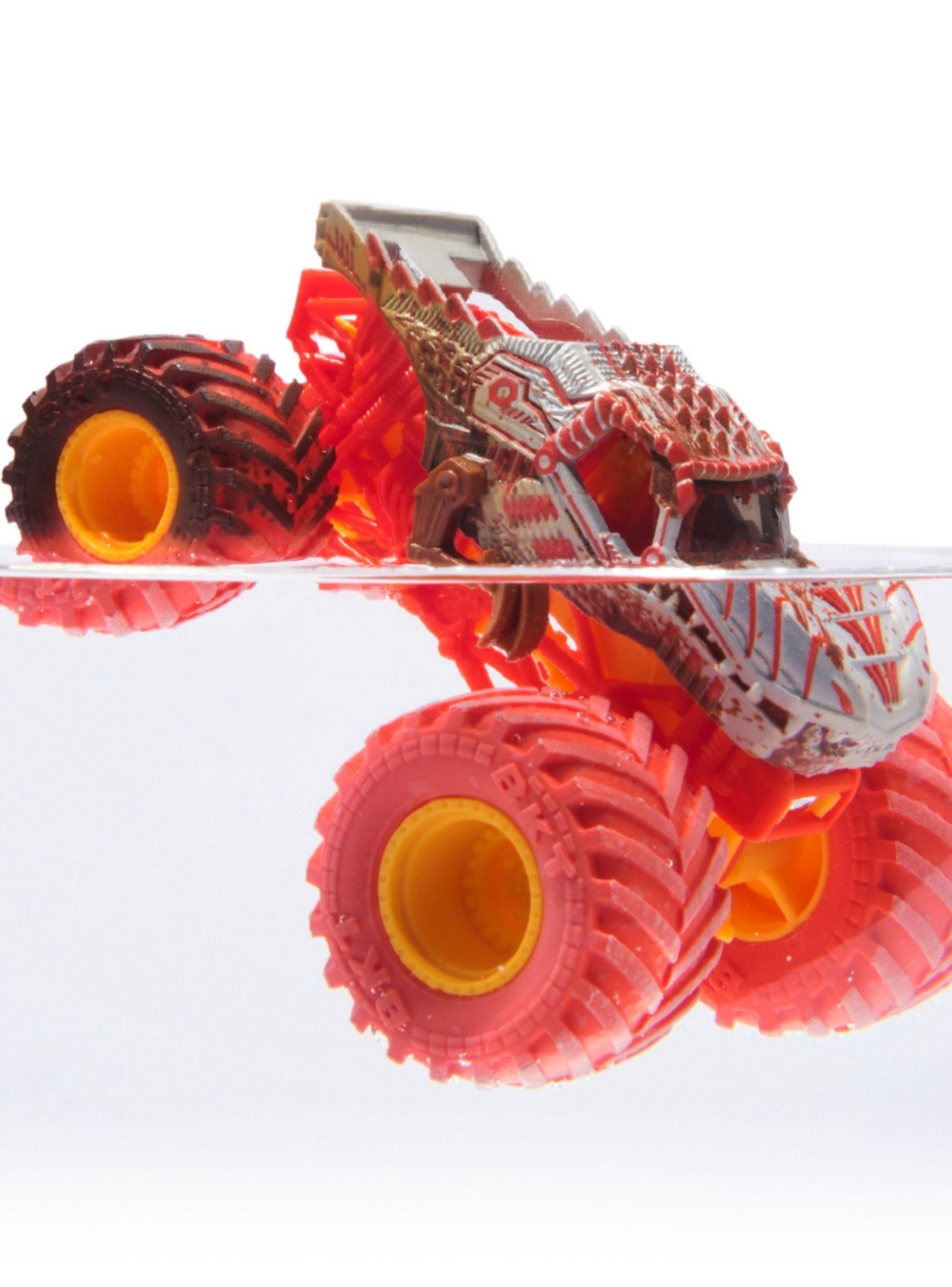 Vehículo MONSTER JAM 1:64 cambia color Thunder Roarus-4