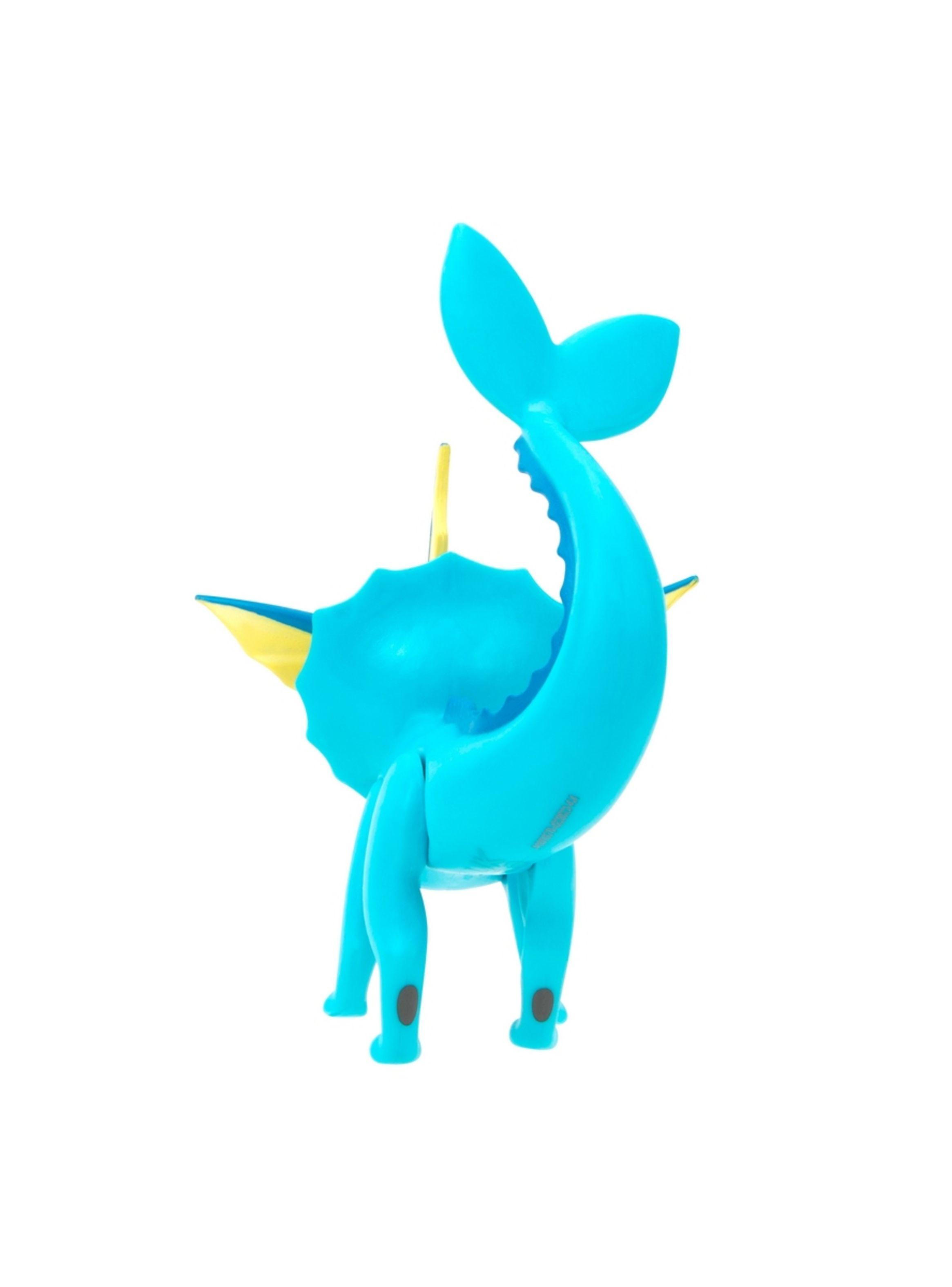 Una figura de entre 5 a 8 cm pokémon - vaporeon-2