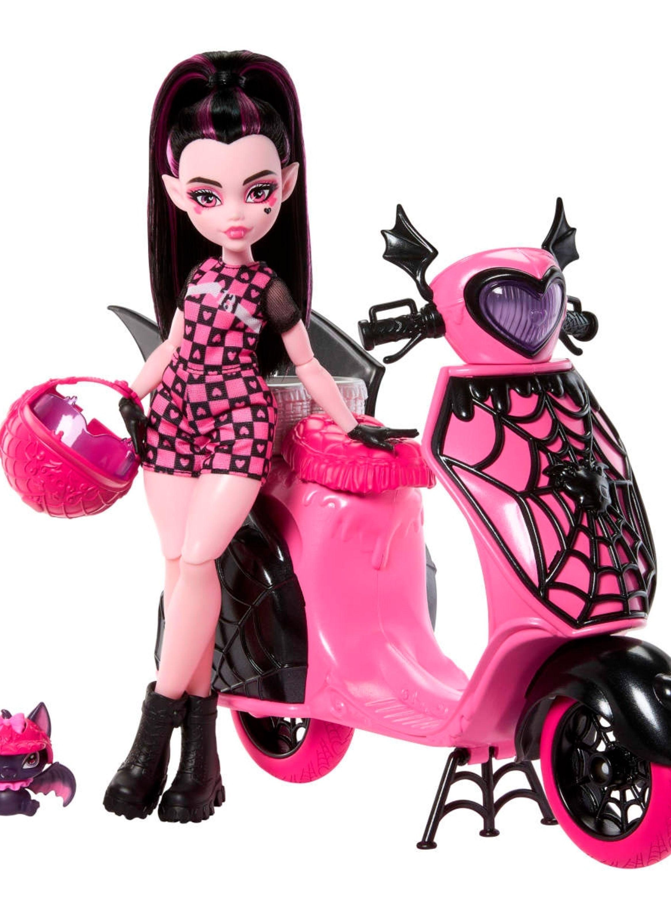MONSTER HIGH  MUÑECA DRACULAURA CON SCOOTER-3