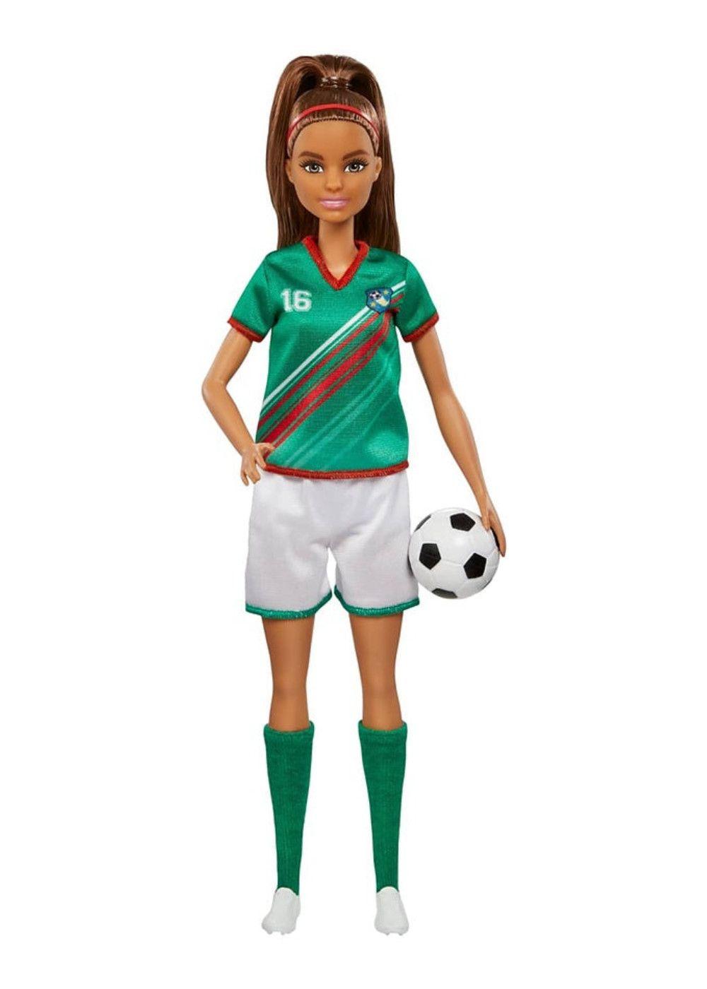 BARBIE JUGADORA DE FUTBOL PLAYERA VERDE-3