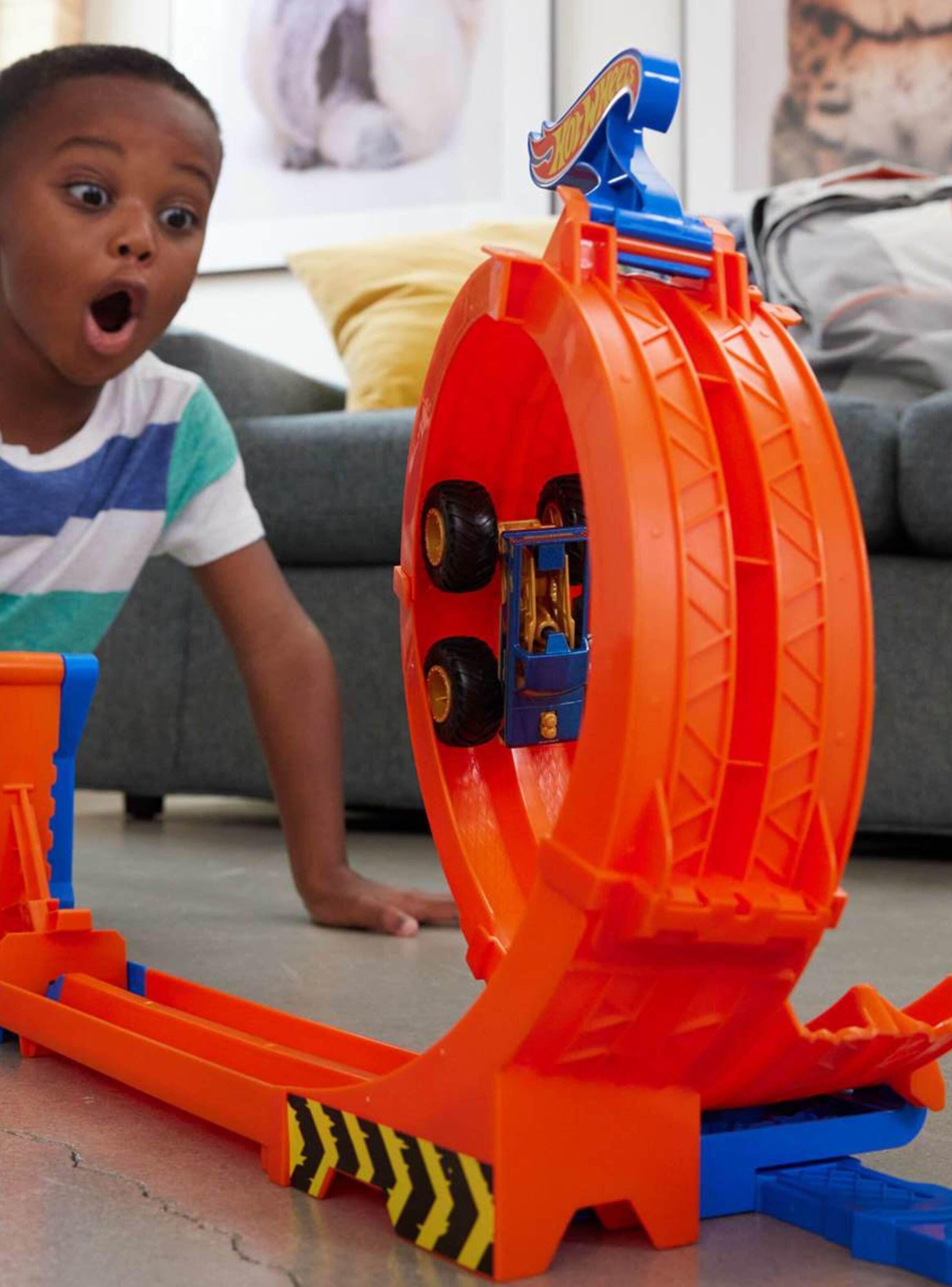 Hot wheels flip bigfoot spring 2025 driver-3