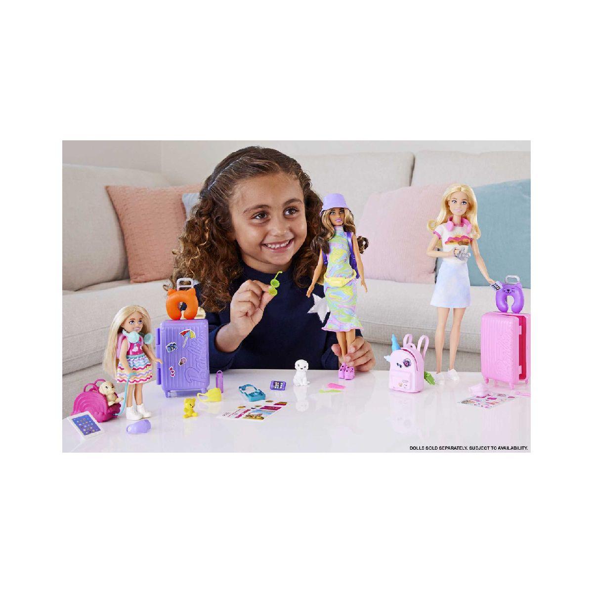 Muñeca Barbie viajera con accesorios de viaje y cachorro-2