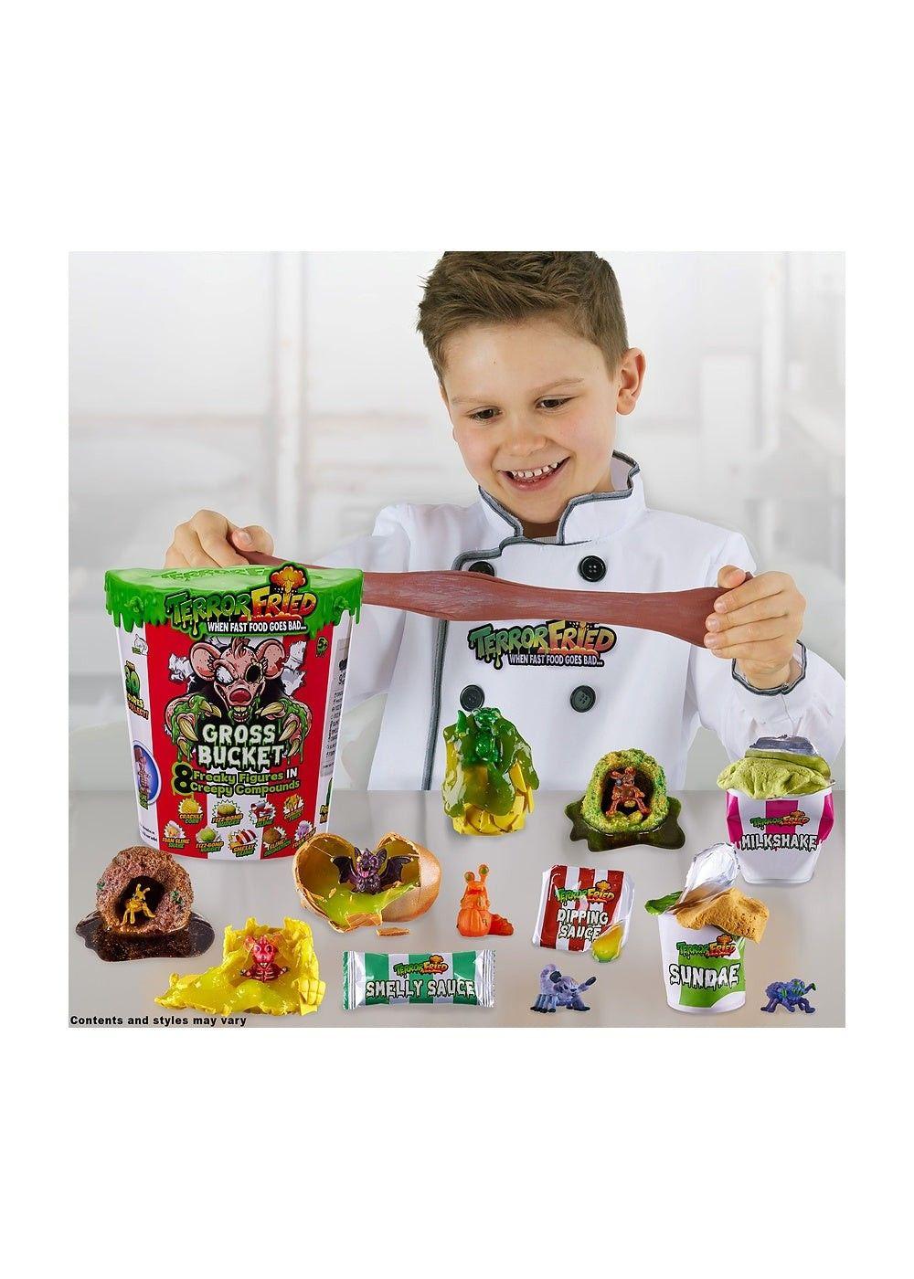 TERROR FRIED BARF BUCKET FIGURA-7