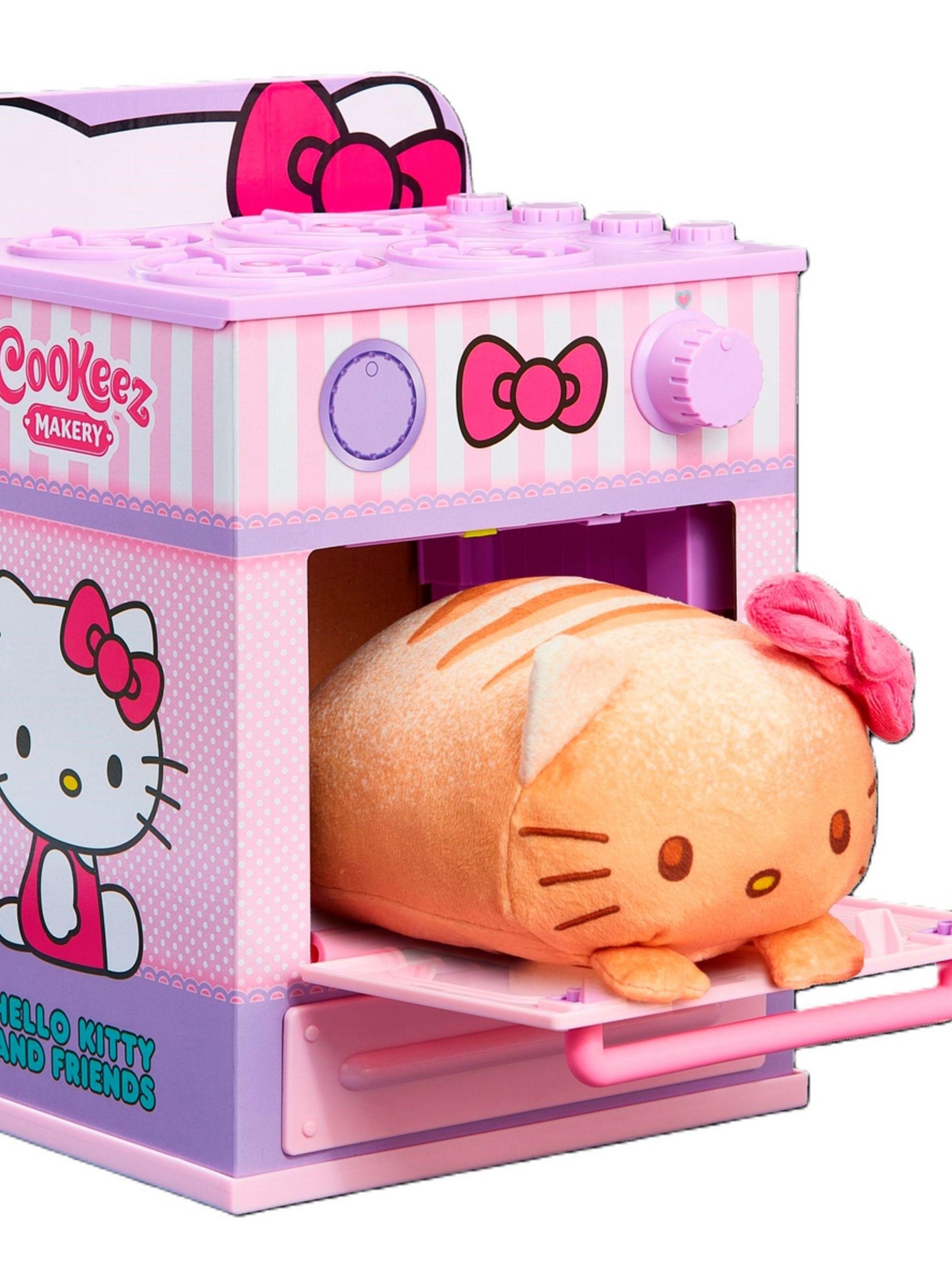 Playset Cookeez Makery peluche Hello Kitty horneado-3