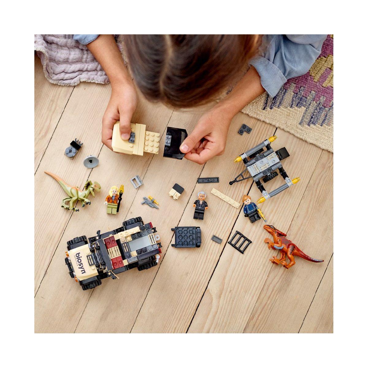 Transporte Pyrorraptor Y El Dilofosaurio Jurassic World Lego-2