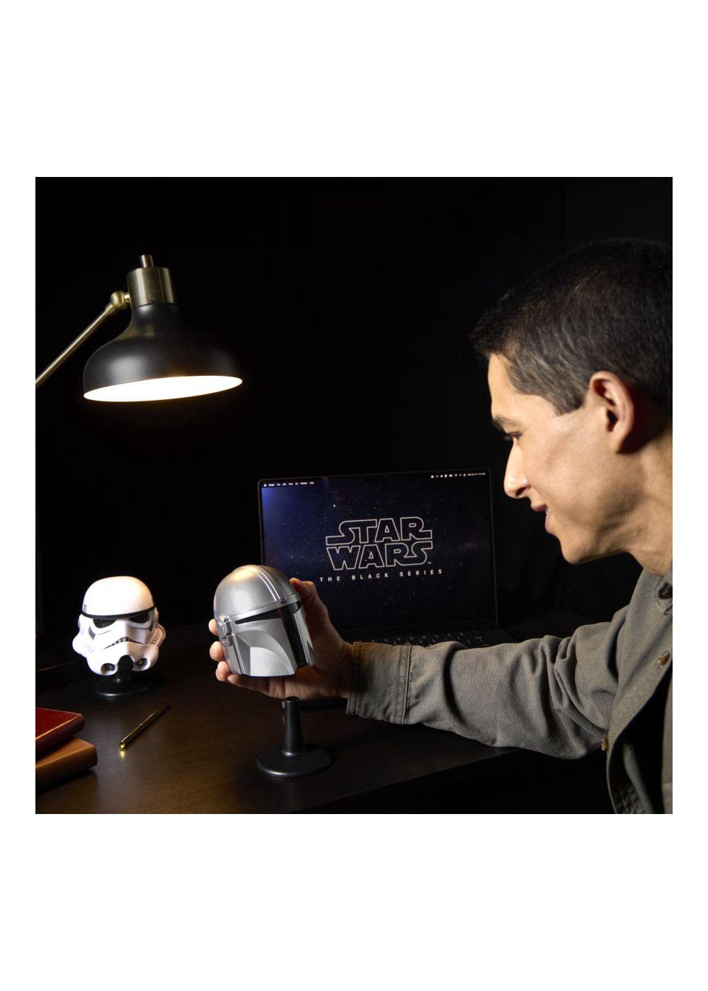 STAR WARS CASCO COLECCIONABLE MANDALORIAN PEQUEÑO-4