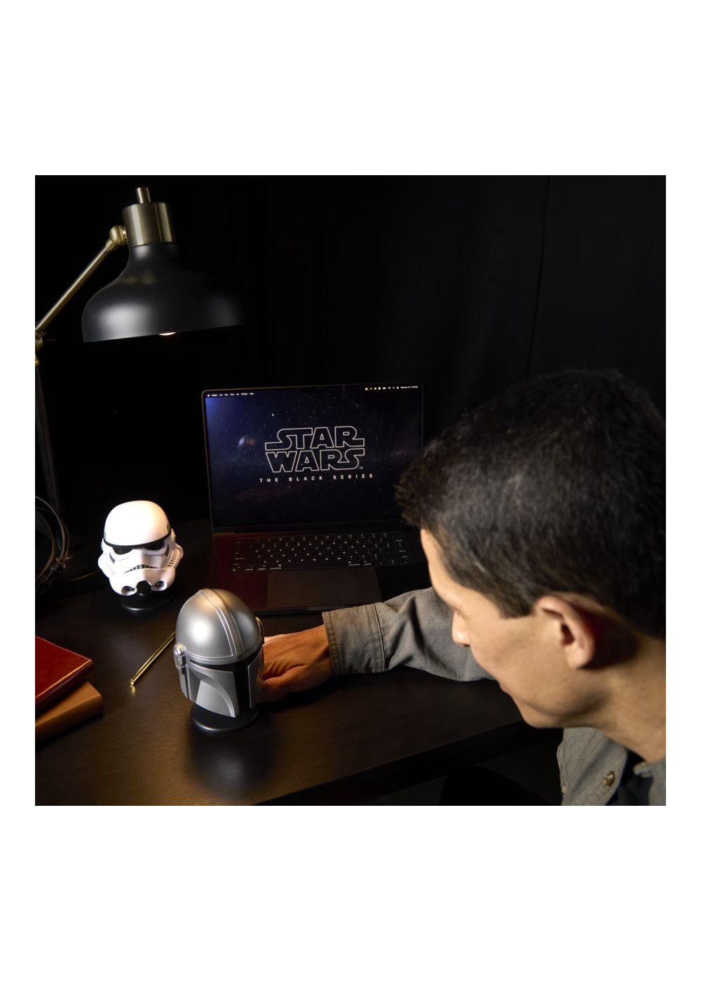 STAR WARS CASCO COLECCIONABLE MANDALORIAN PEQUEÑO-8