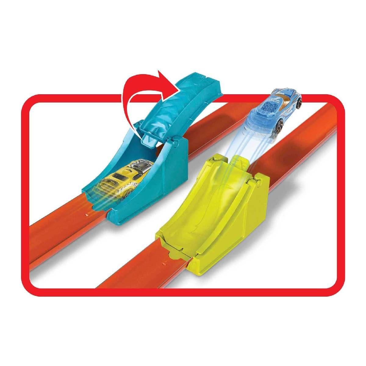 HOT WHEELS PISTA VUELTAS Y CHOQUES-2