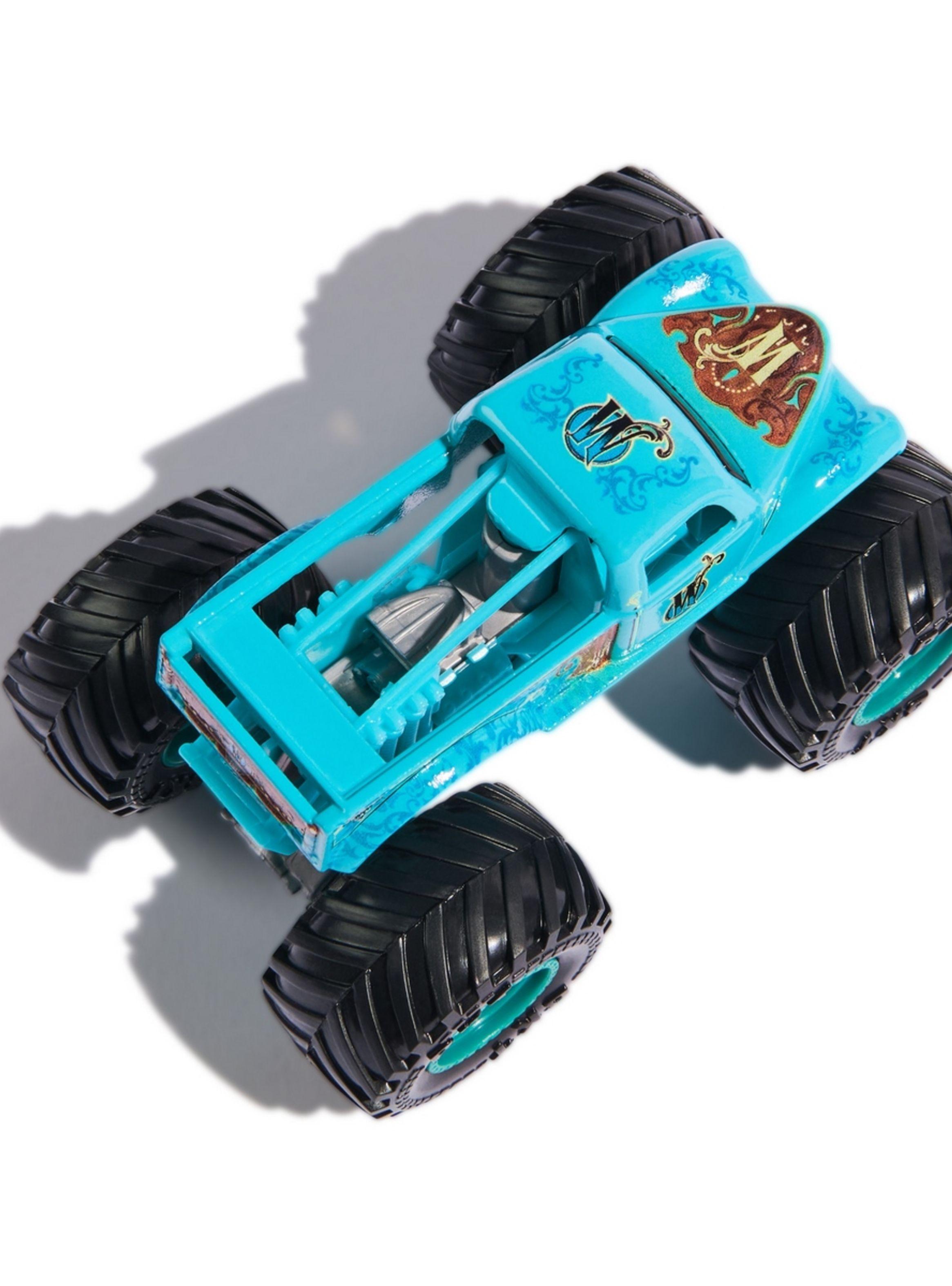 Vehículos Monster Jam 1:64 pack 2 Grave Digger vs W-6