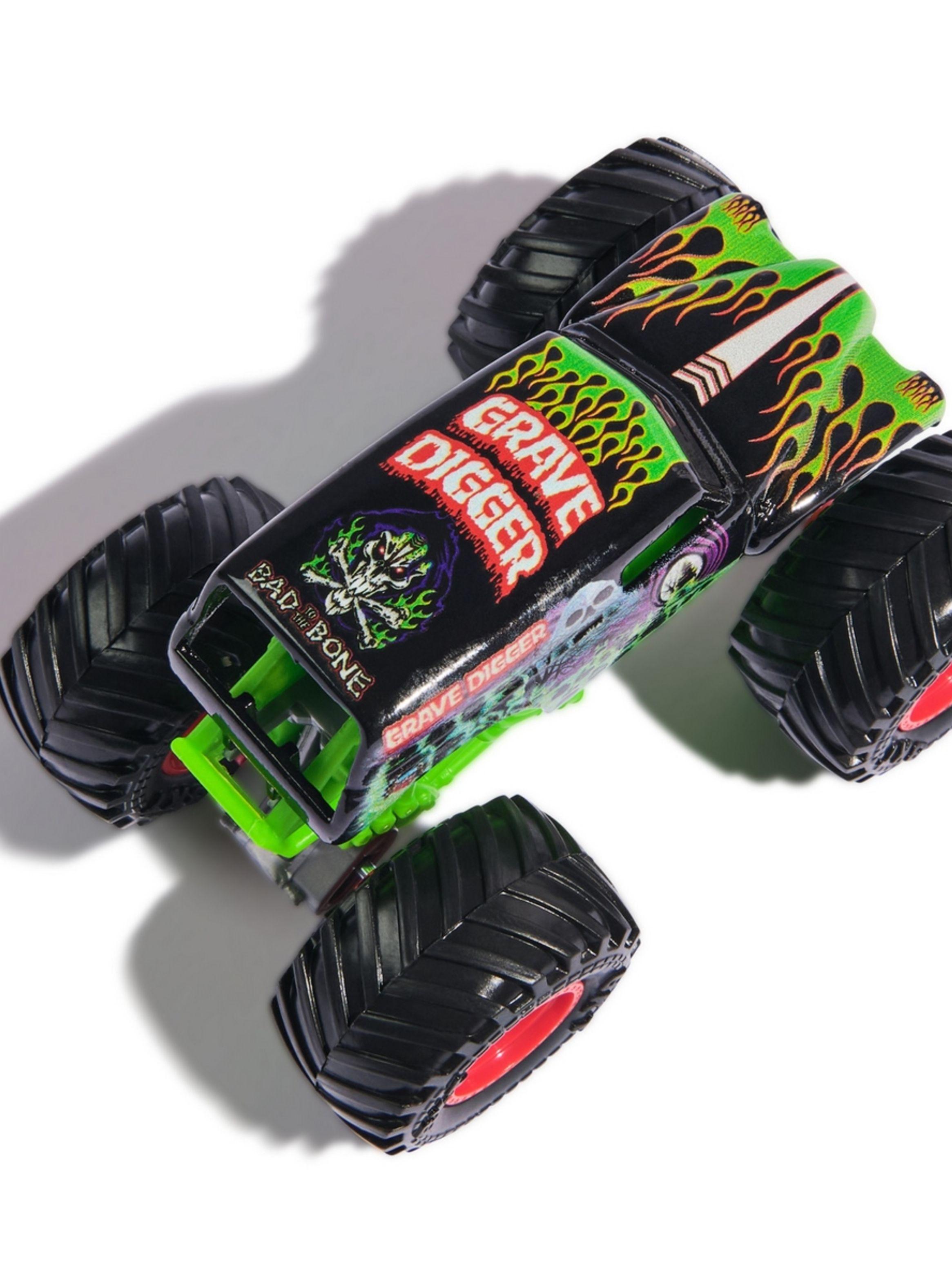 Vehículos Monster Jam 1:64 pack 2 Grave Digger vs W-7