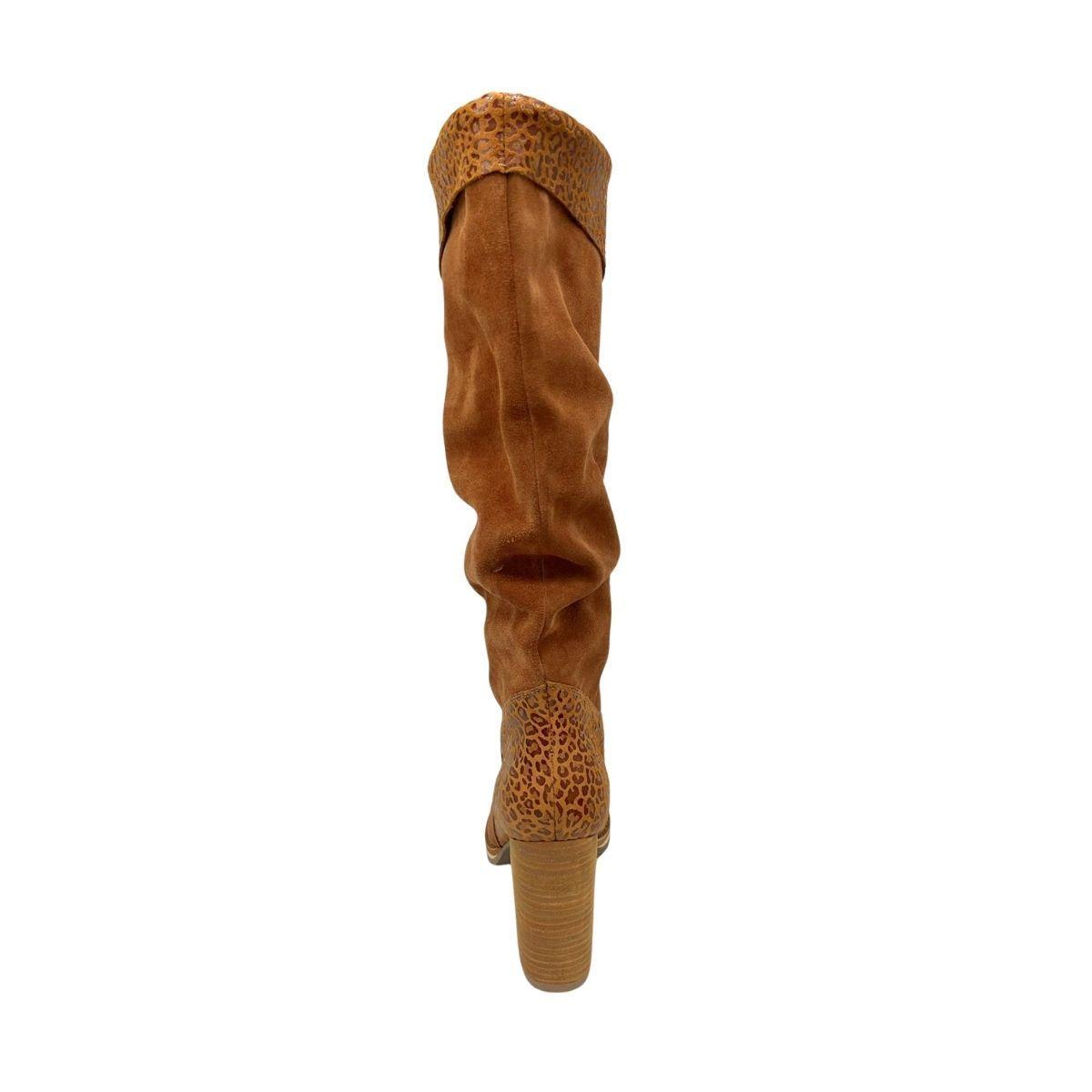Bota Emily Camel Folia Pao Pecados-5