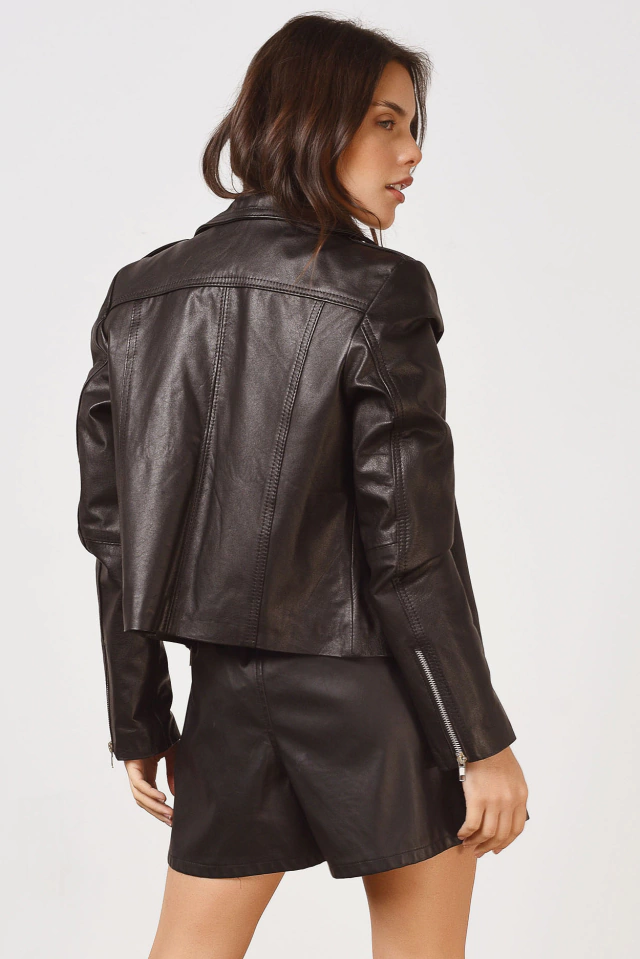 Chaqueta Cuero Vacuno Argentino - Modelo Camila-2