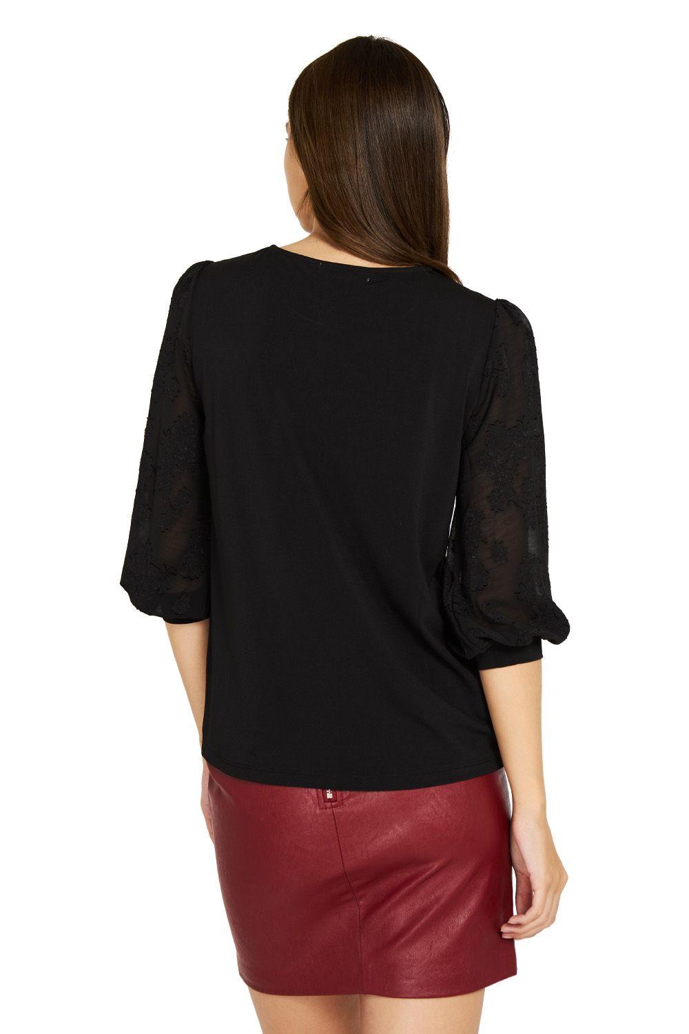Polera Manga Floral Negro Nicopoly-3