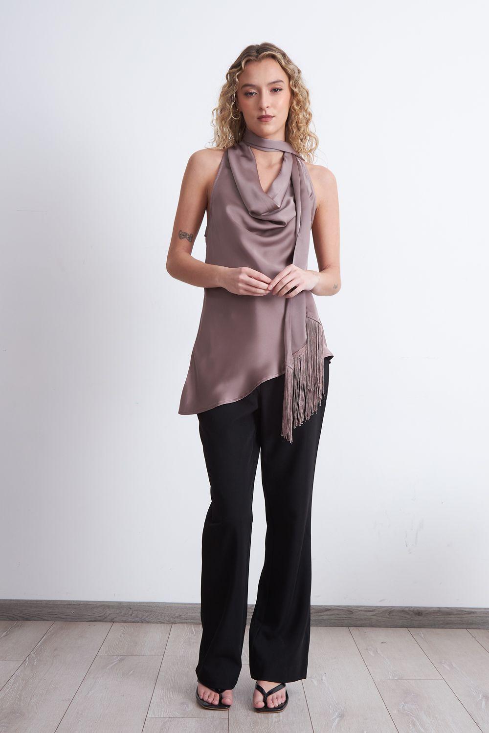 Blusa Drapeada Tipo Satín con Corbatín Rosado Nicopoly-1