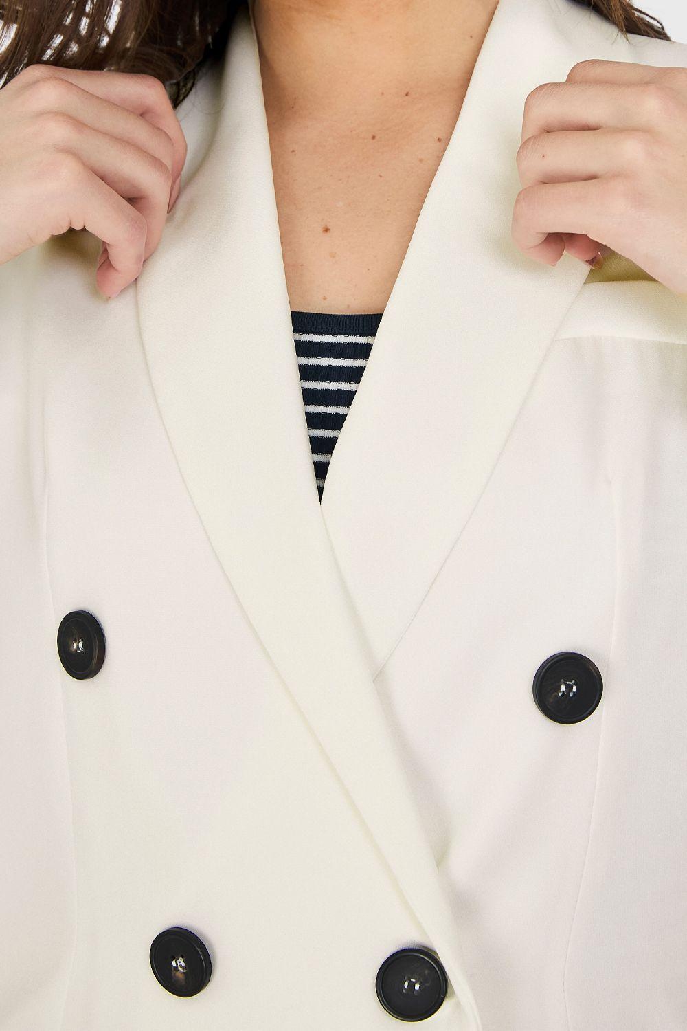 Blazer Largo 4 Botones Blanco Nicopoly-5
