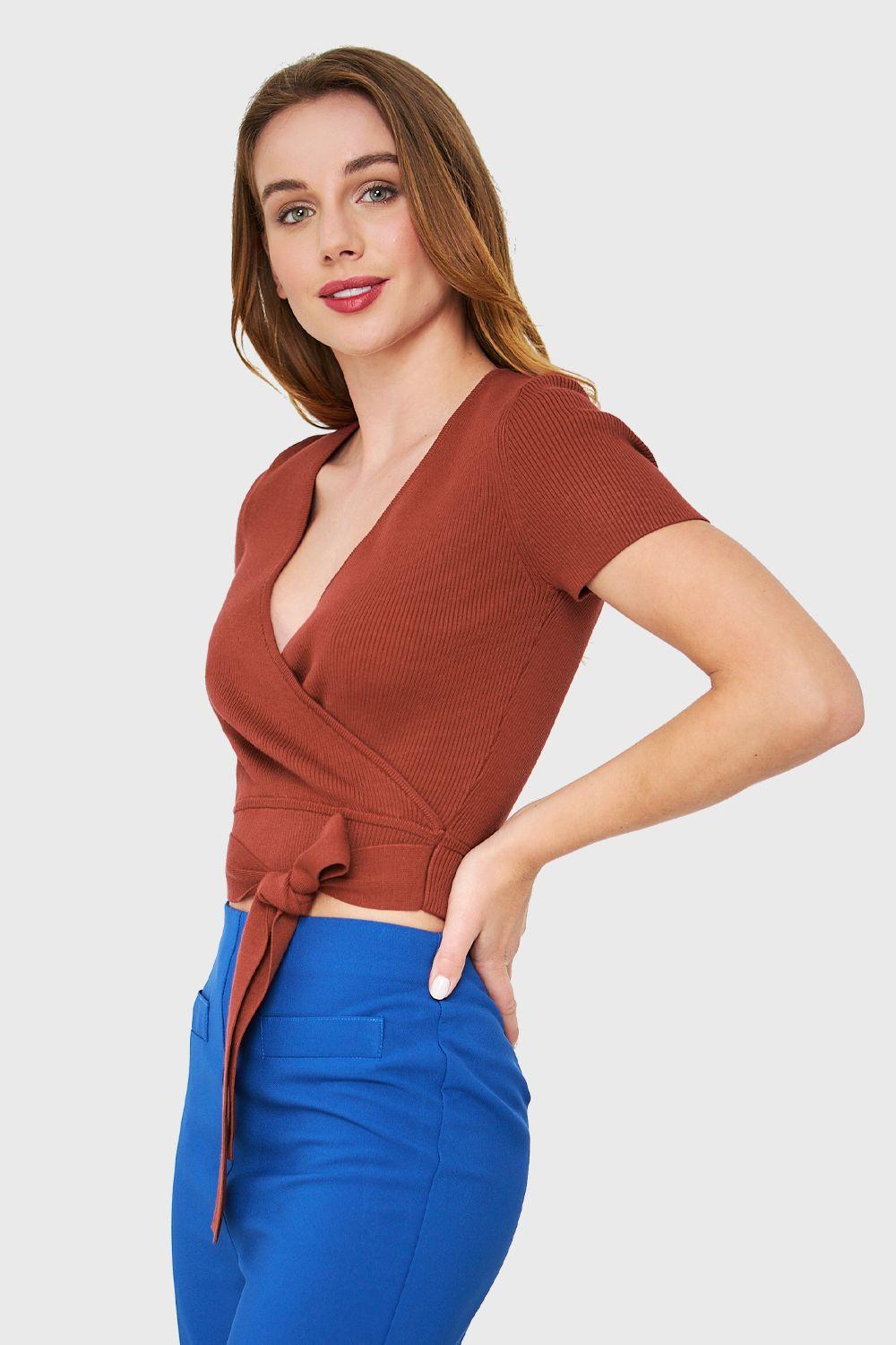 Crop Top Escote Cruzado Café Nicopoly-2
