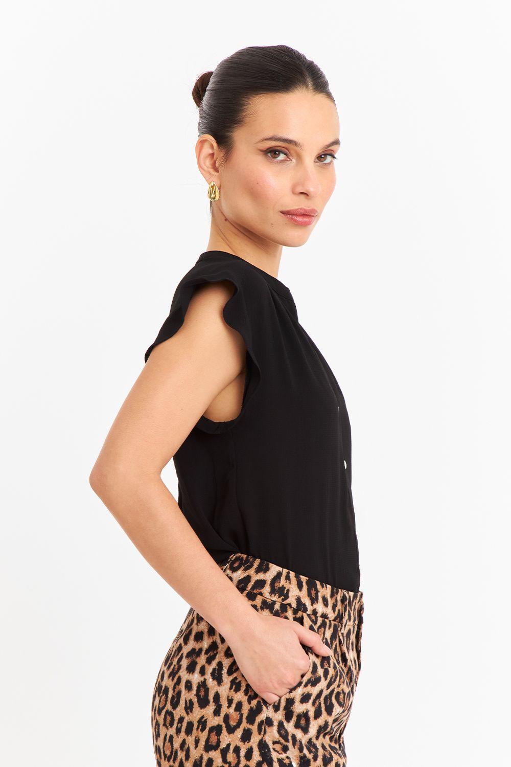 Blusa Cuello Mao Botones Negro Nicopoly-2