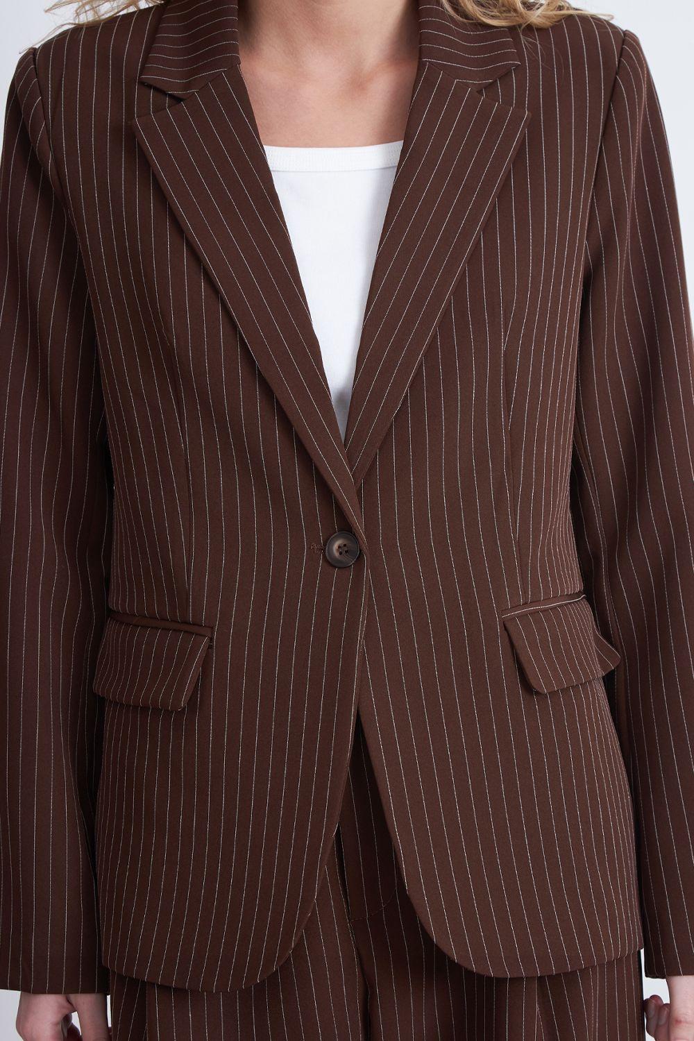 Blazer Rayas Diplomáticas Café Nicopoly-6