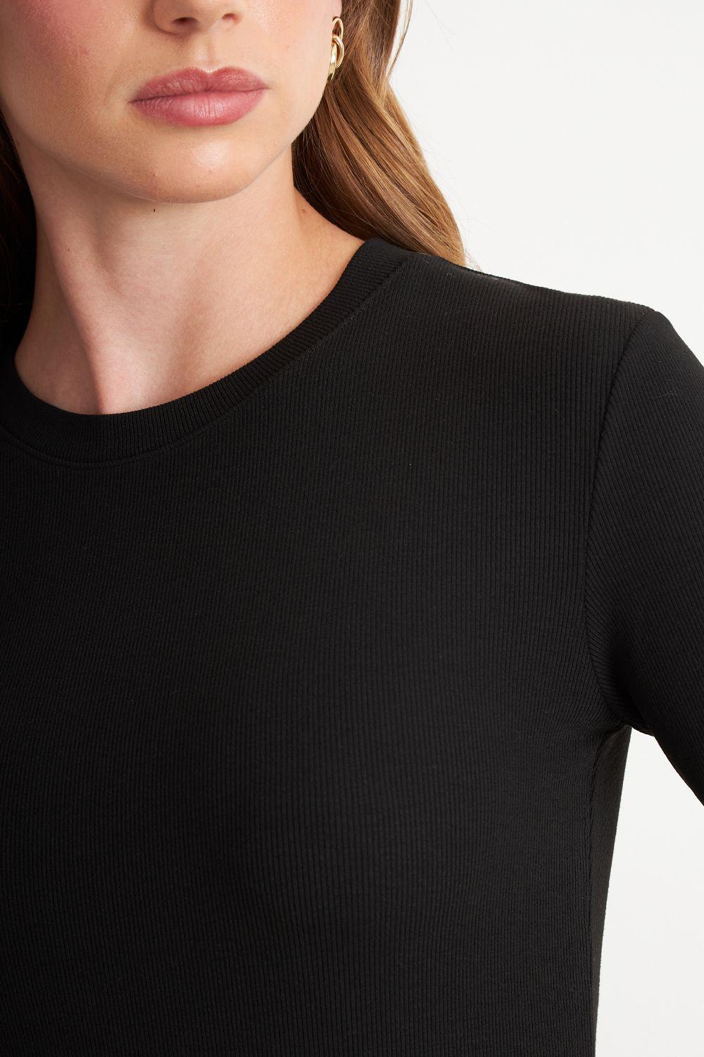 Polera Manga Larga Negro Nicopoly-5