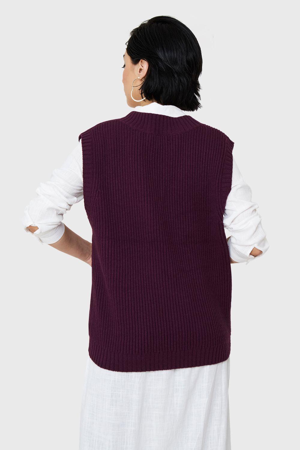 Chaleco Cuello V Oversize Uva Nicopoly-3