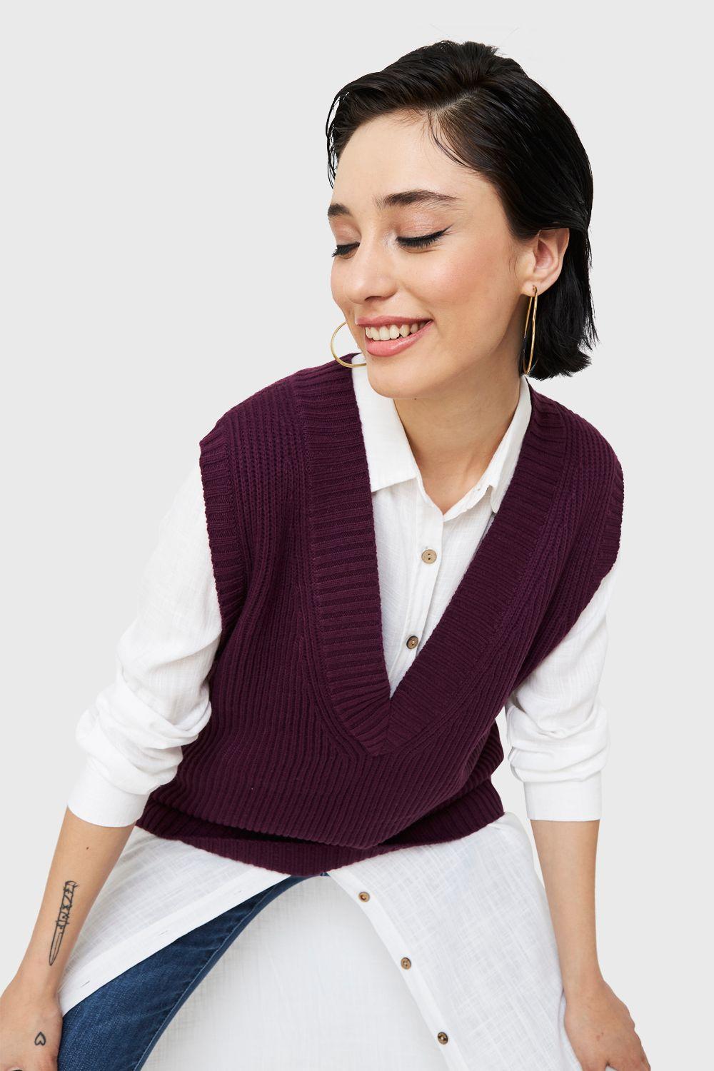 Chaleco Cuello V Oversize Uva Nicopoly-4