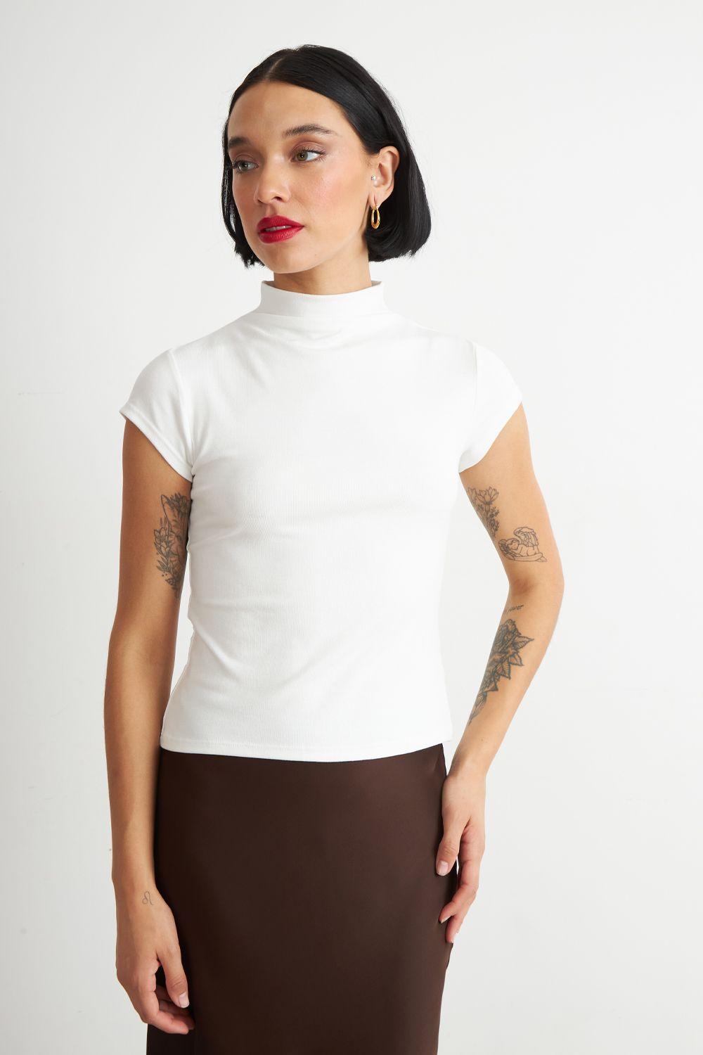 Polera Manga Corta Cuello Alto Blanco Nicopoly-1