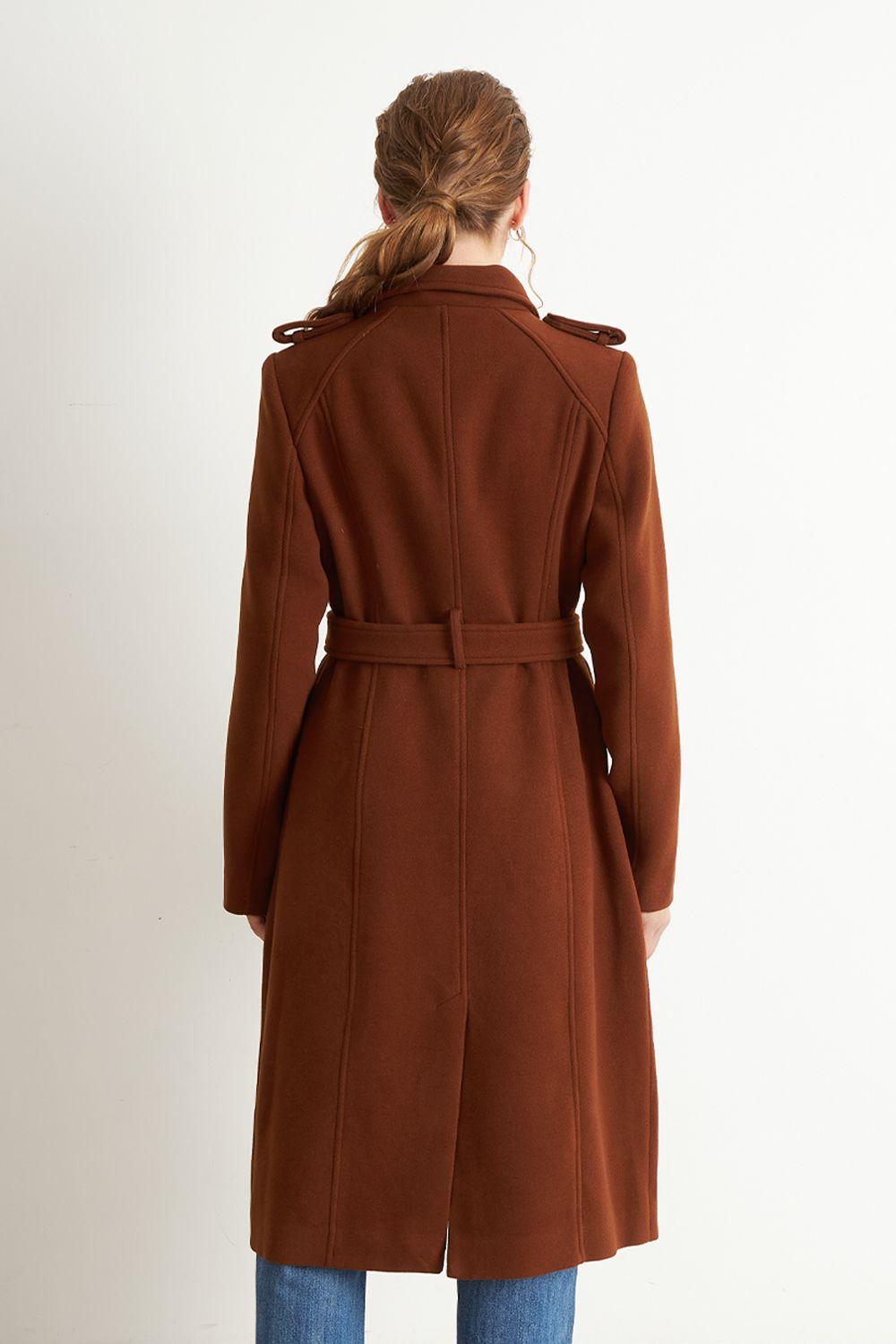 Abrigo Solapa y Cinturón Café Nicopoly-3