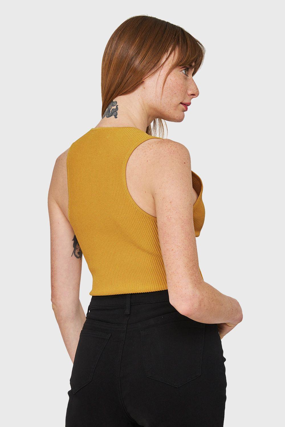 Crop Top Acanalado Mostaza Nicopoly-3