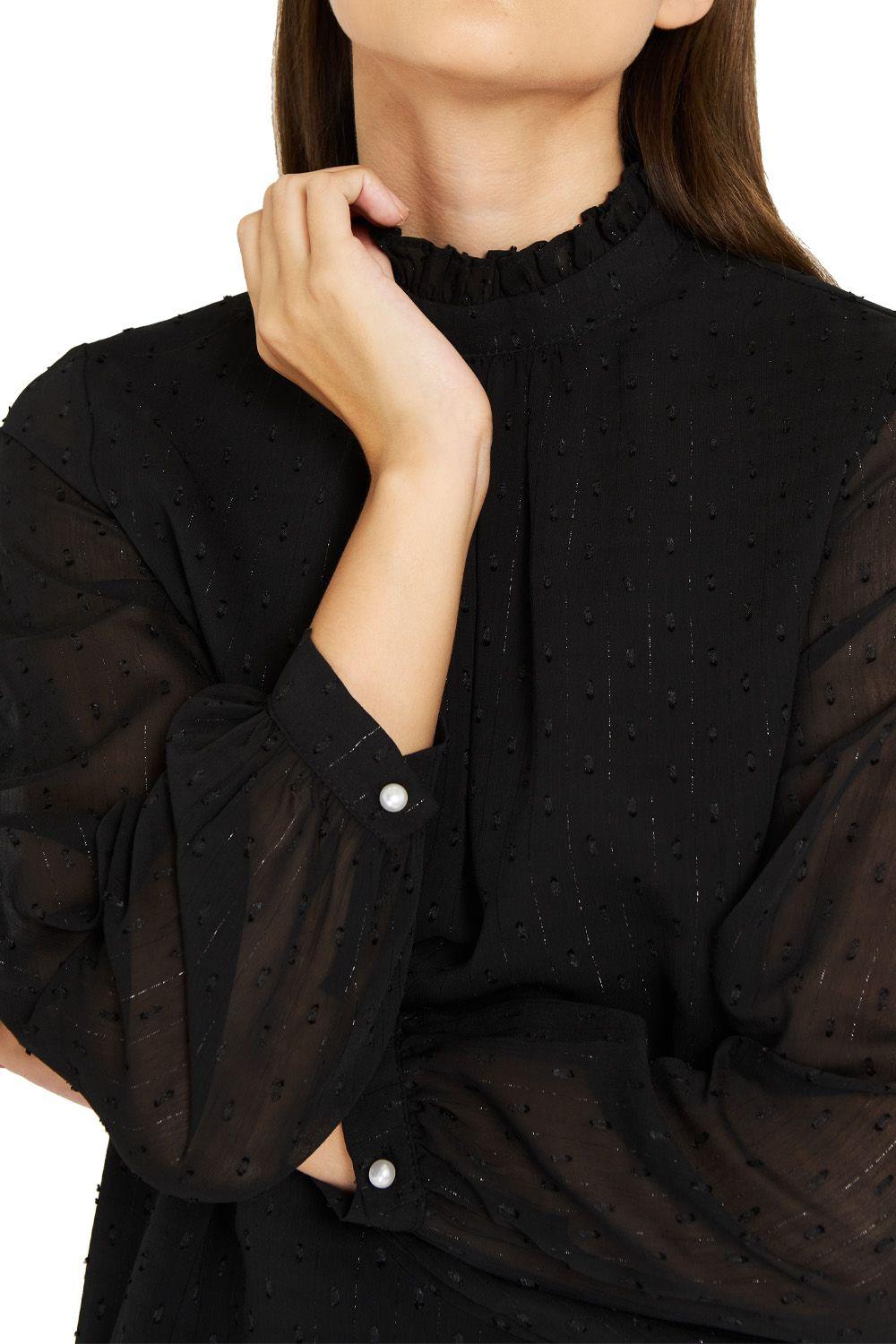 Blusa Brillos Cuello Alto Negro Nicopoly-4