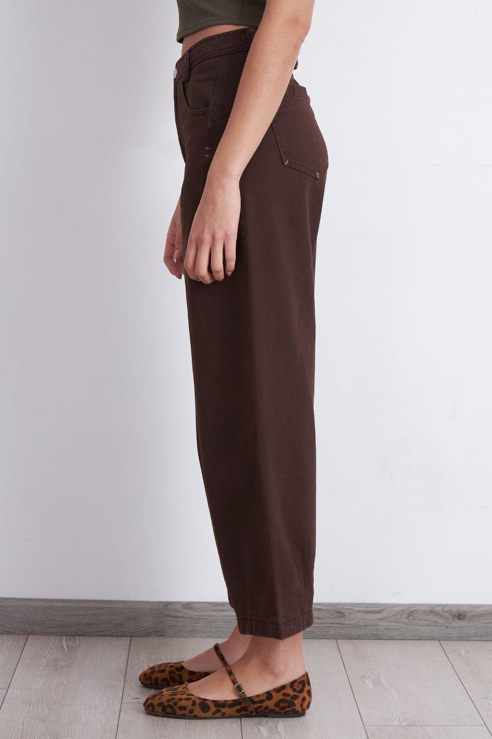 Jeans Corte Barrel Café Nicopoly-2