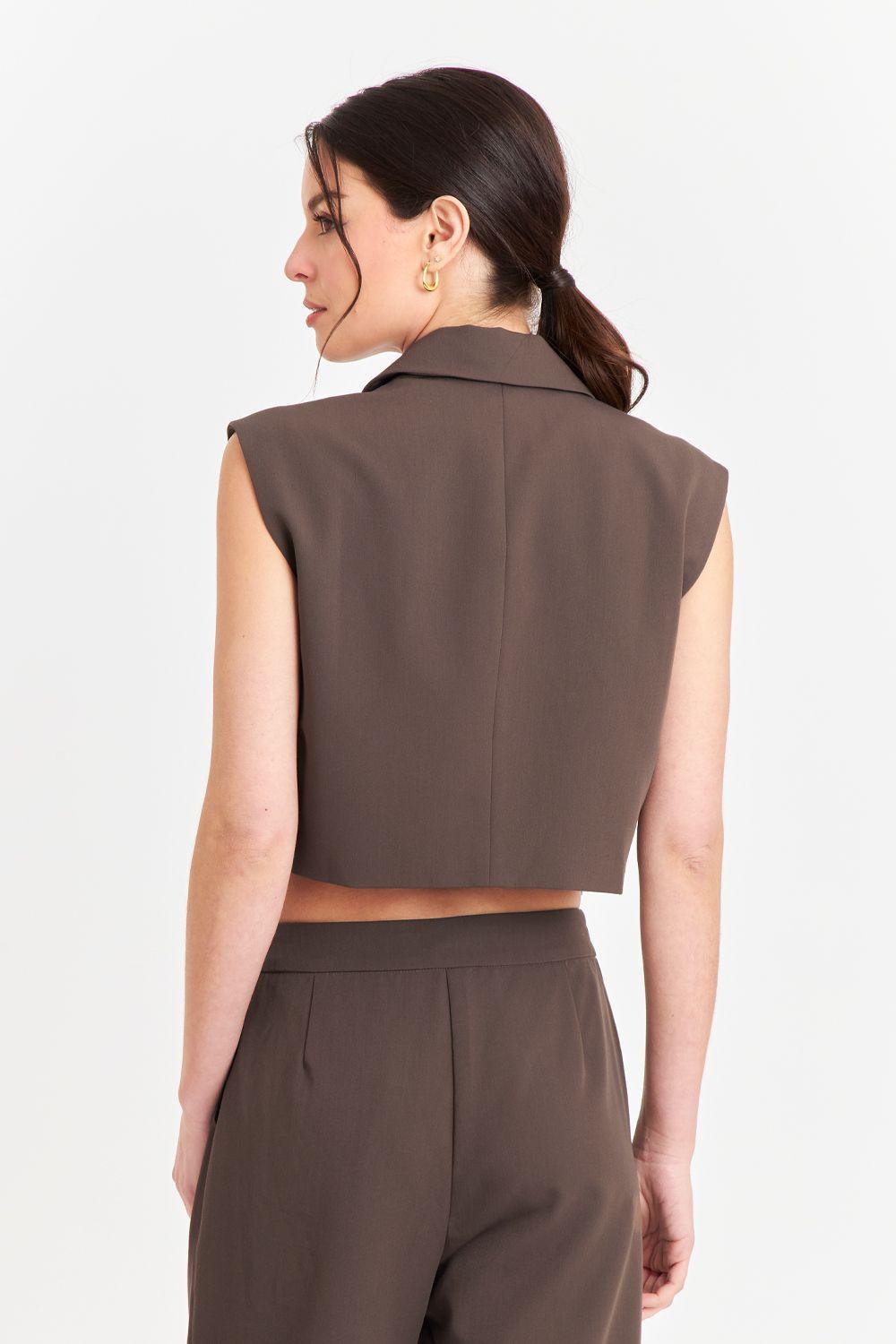 Gilet Crop con Solapa Café Nicopoly-3
