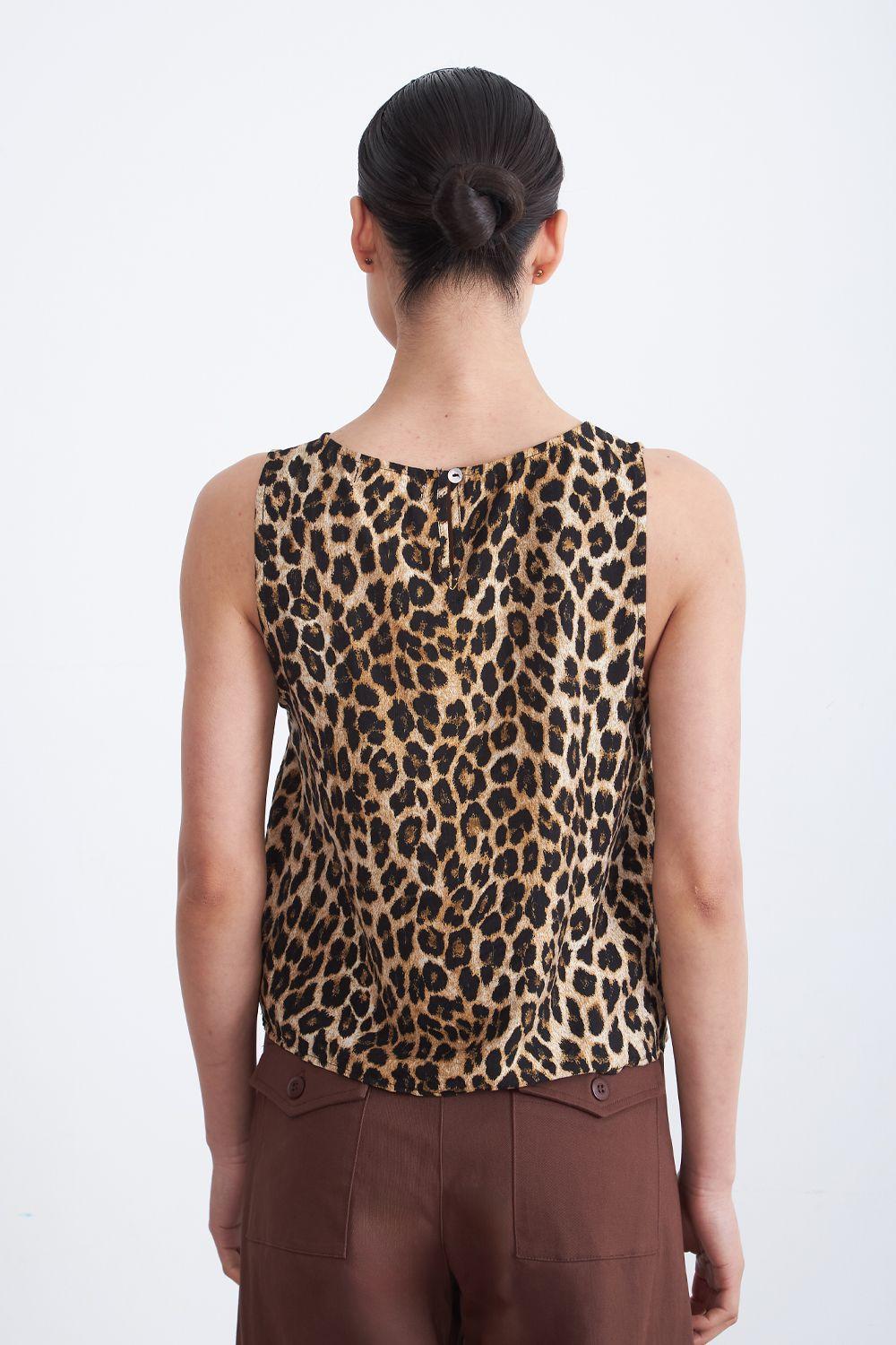 Polera Sin Mangas Leopardo Café Nicopoly-3