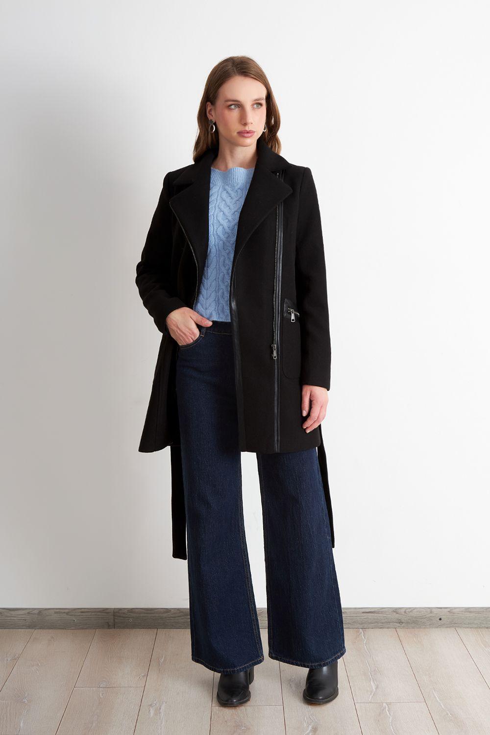 Chaqueta de Paño con Cinturón Negro Nicopoly-1