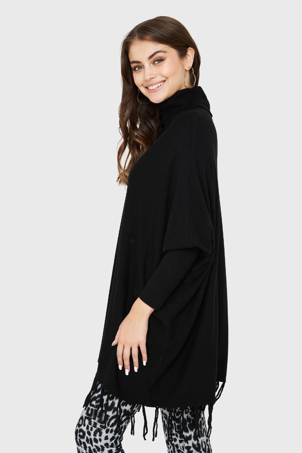 Poncho Murciélago Flecos Negro Nicopoly-2