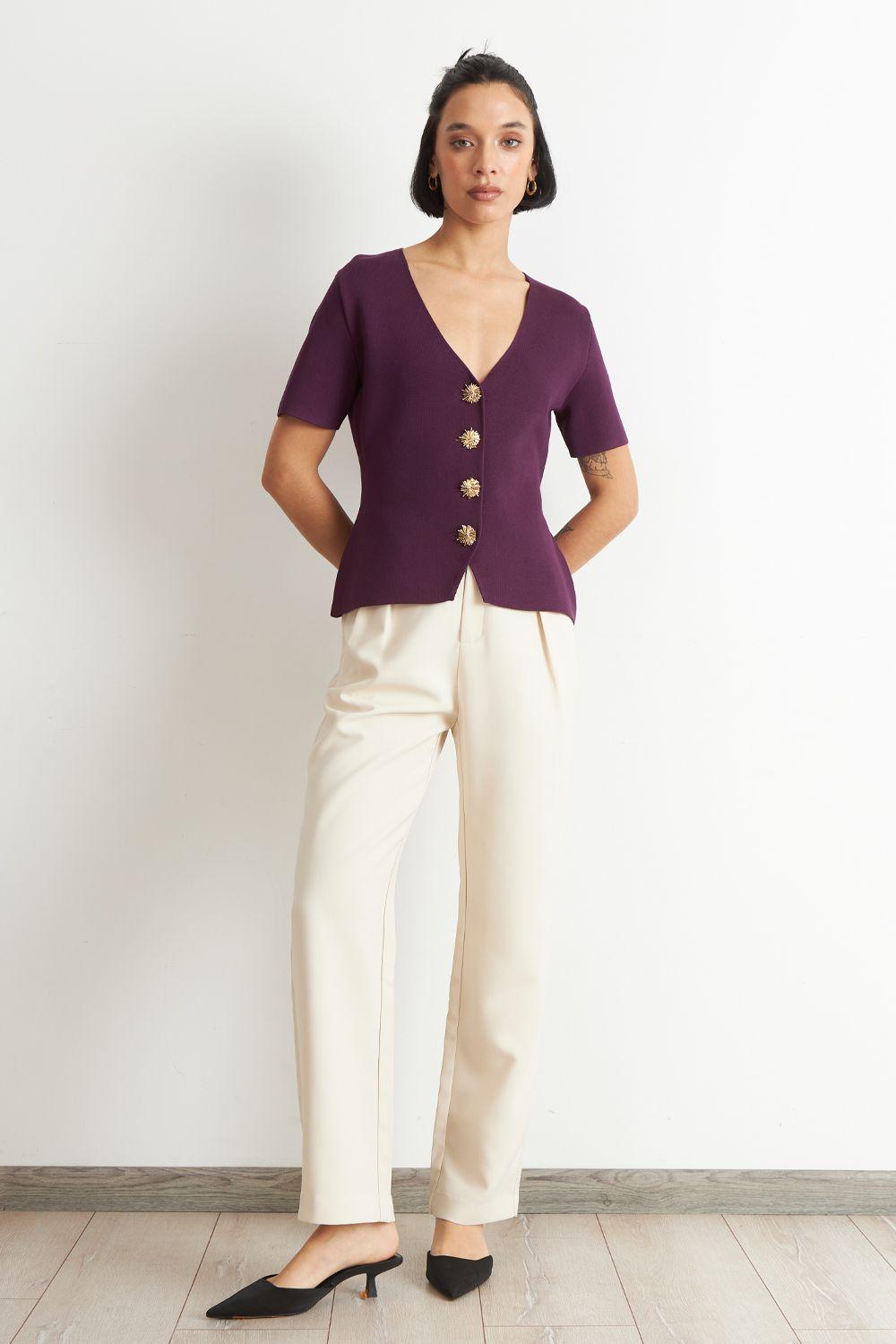 Polera Hilo Cuello V Botones Morado Nicopoly-1