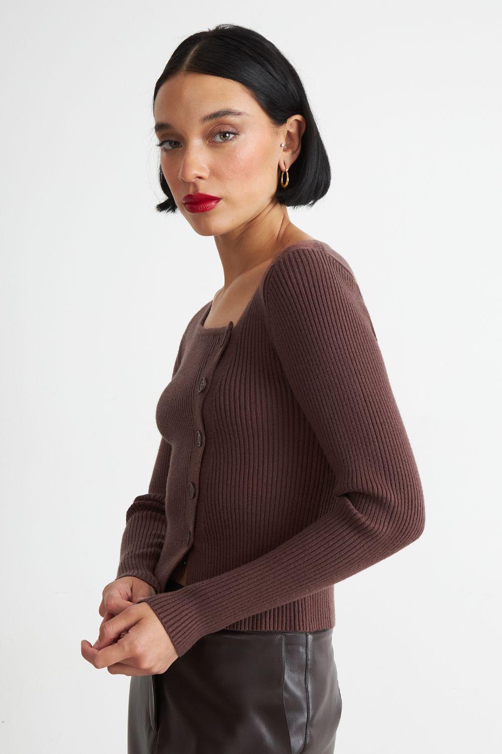 Sweater Escote Asimétrico Café Nicopoly-2