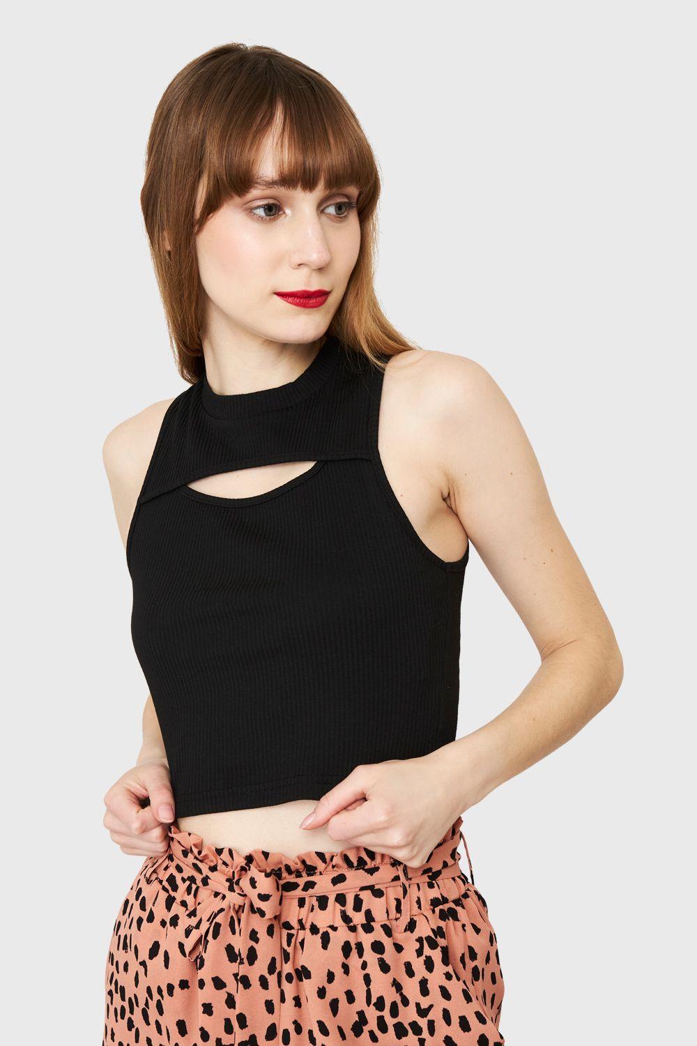 Polera Crop Top Cut Out Negro Nicopoly-4