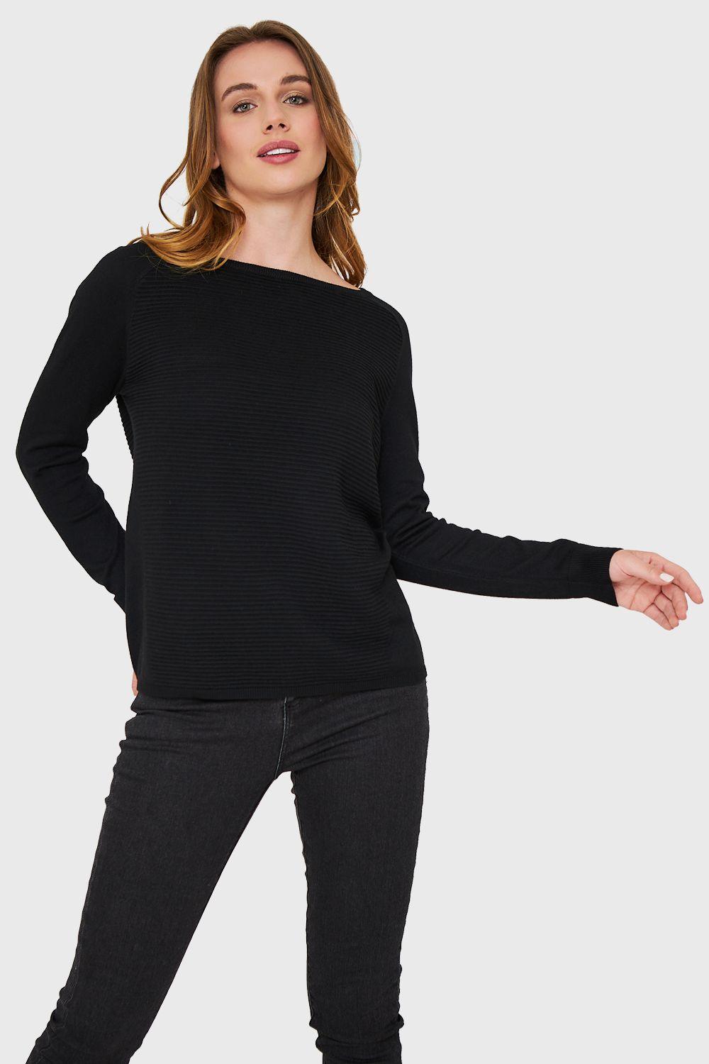 Tejido Acanalado Cuello Bote Negro Nicopoly-4