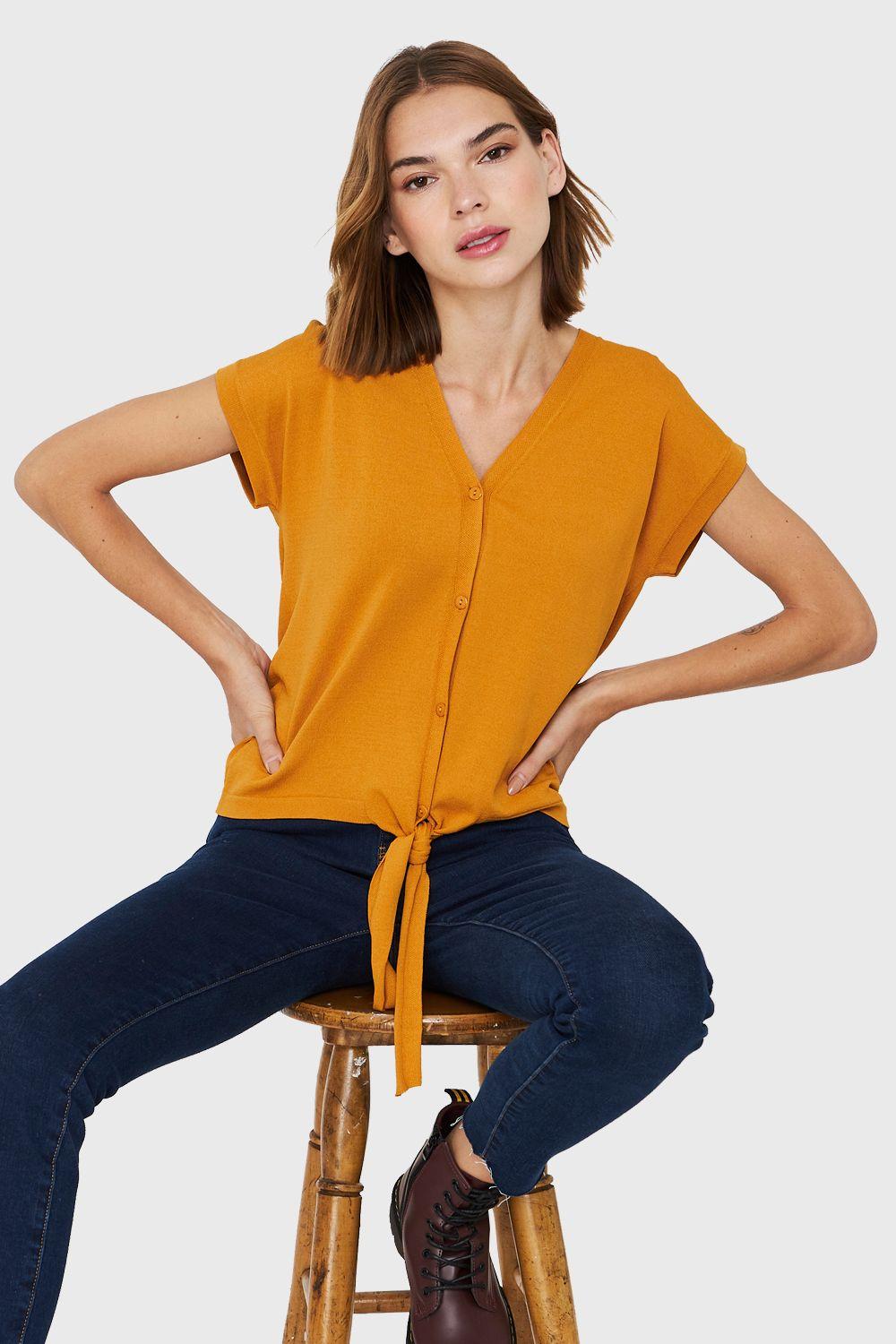 Polera Abotonada Nudo Mostaza Nicopoly-4