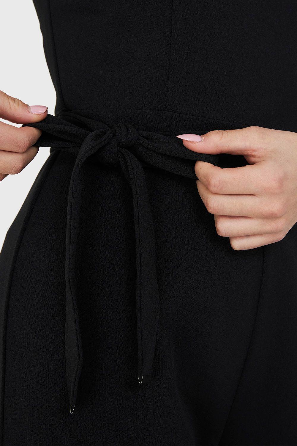 Enterito Largo Cuello Halter Negro Nicopoly-5