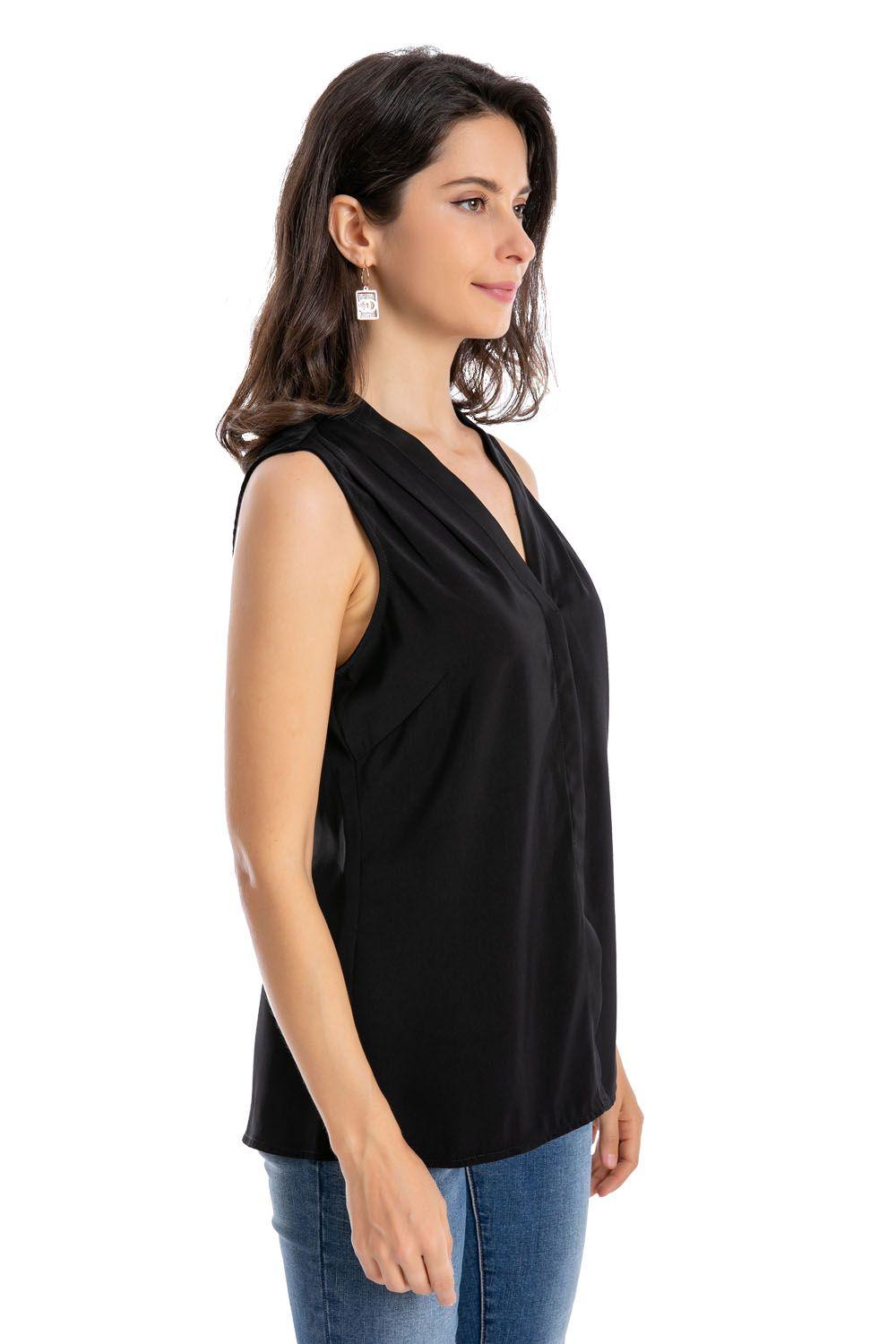 Blusa Pinzas Hombros Negro Nicopoly-2