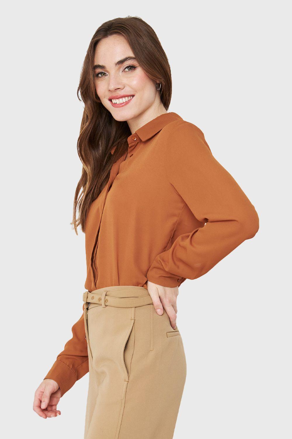 Blusa Básica Botonera Invisible Camel Nicopoly-2