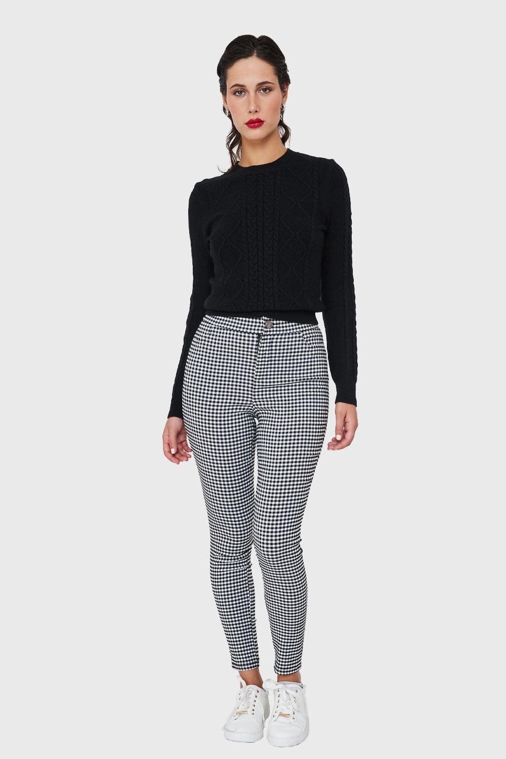 Sweater Punto Trenzado Negro Nicopoly-1