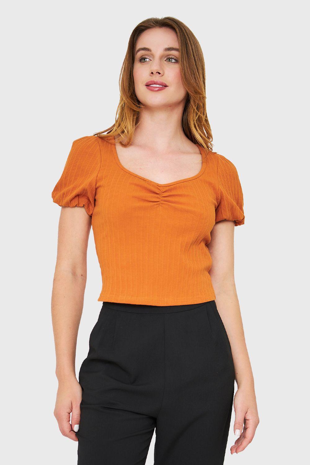 Polera Escote Corazón Lúcuma Nicopoly-4